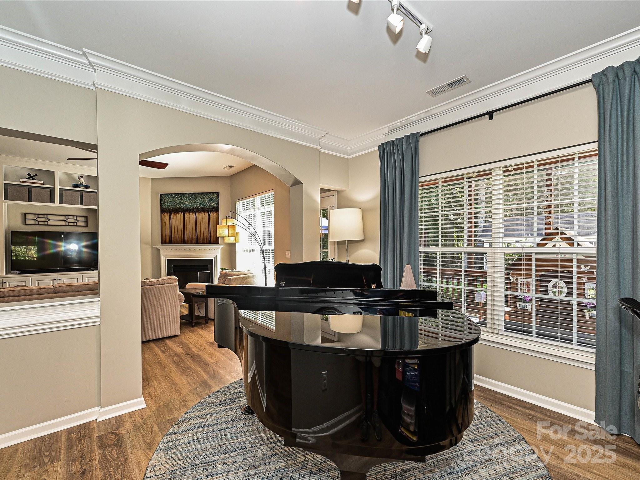 8216 Chatsworth Drive