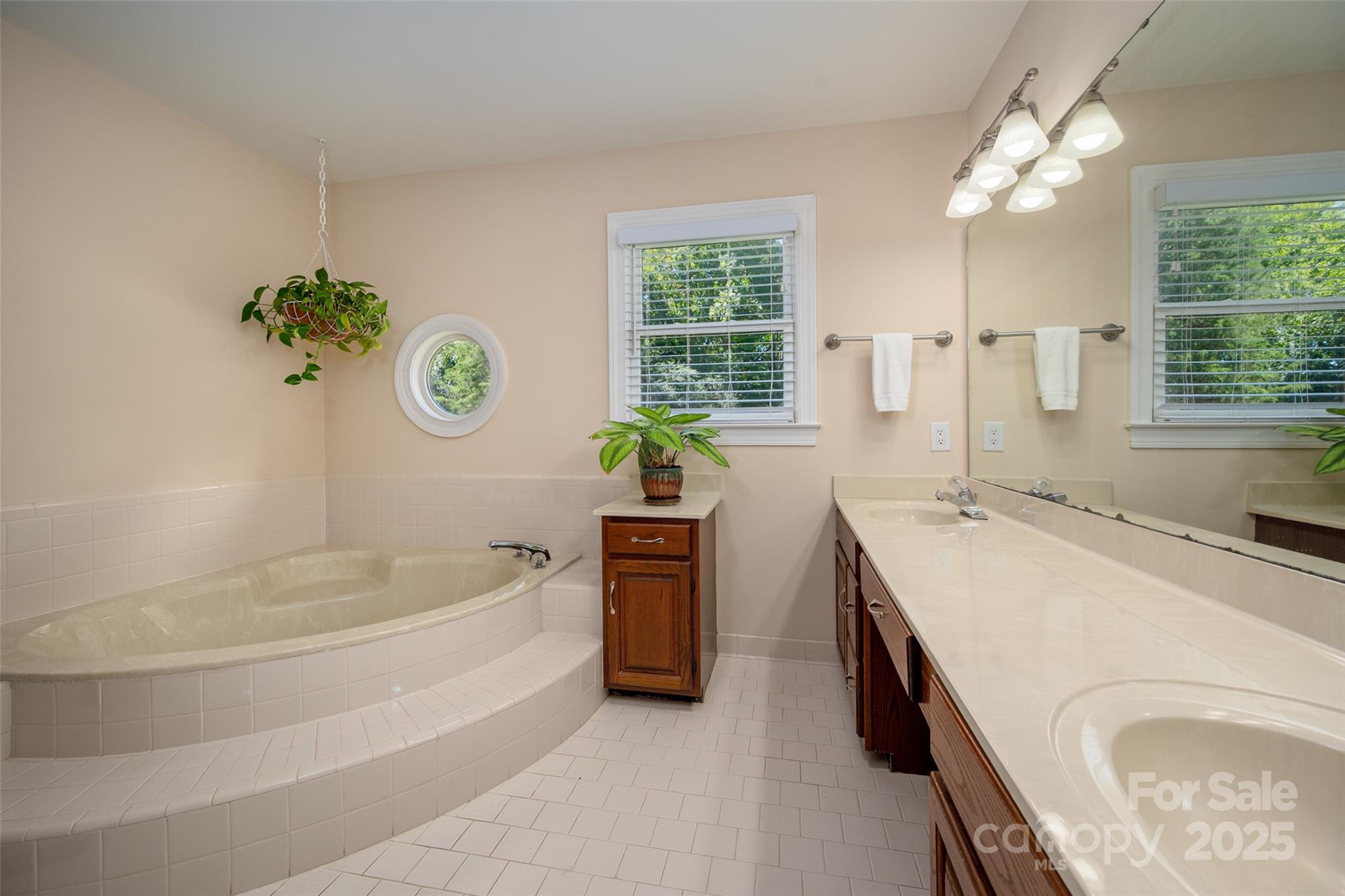 2332 Greenbrook Parkway