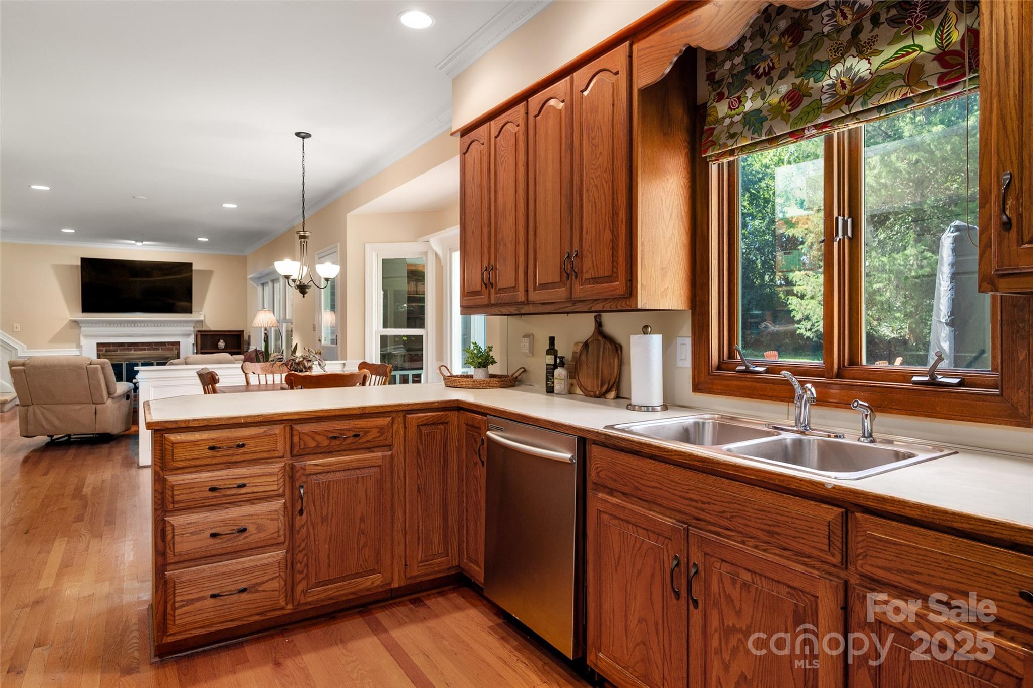 2332 Greenbrook Parkway