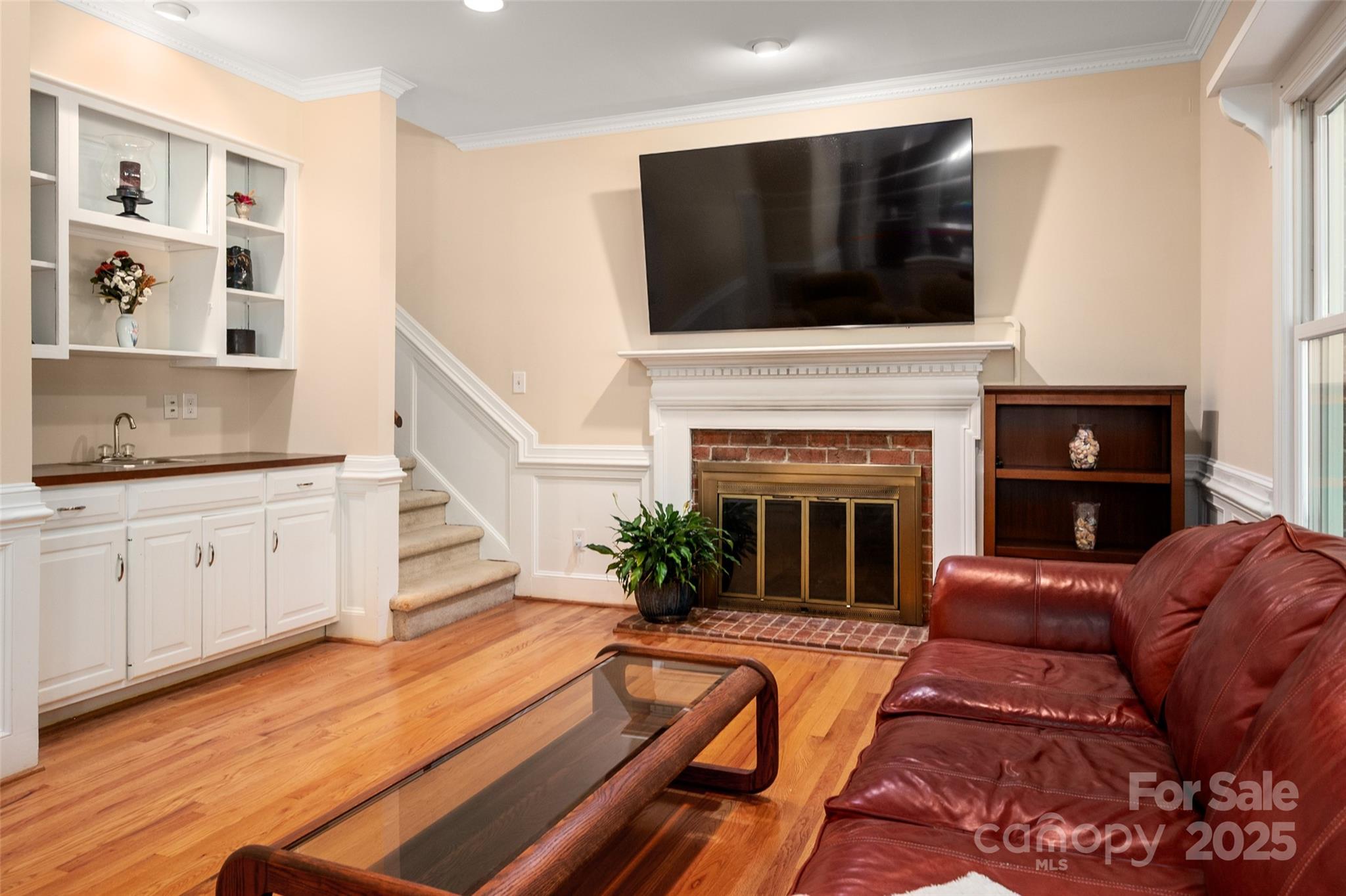 2332 Greenbrook Parkway