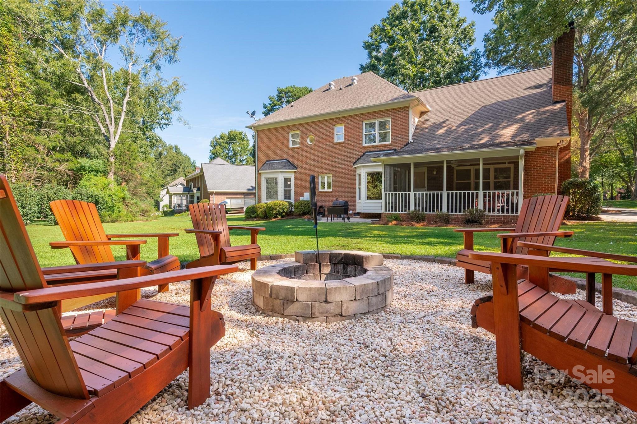 2332 Greenbrook Parkway