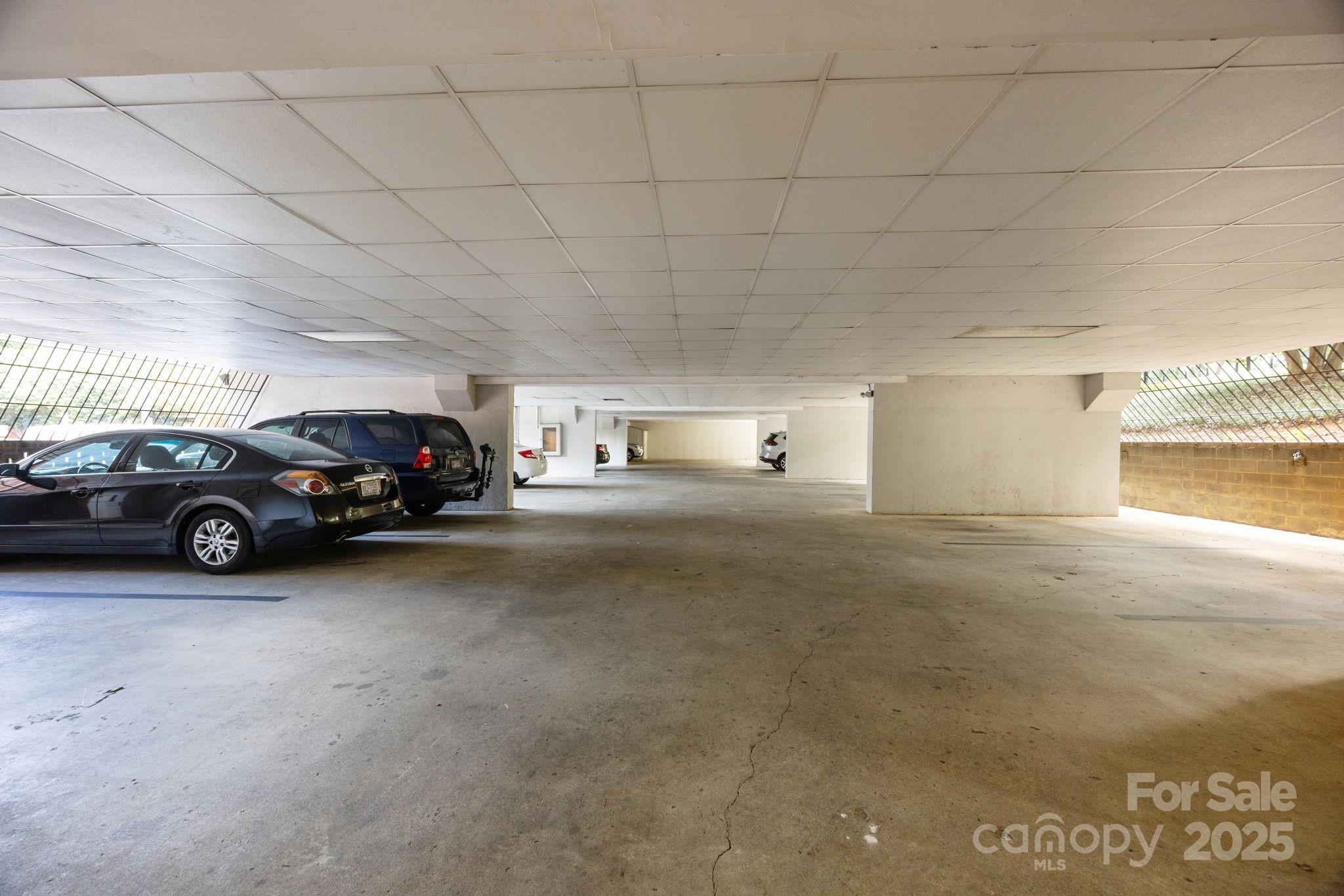 224 N Poplar Street Unit: 9