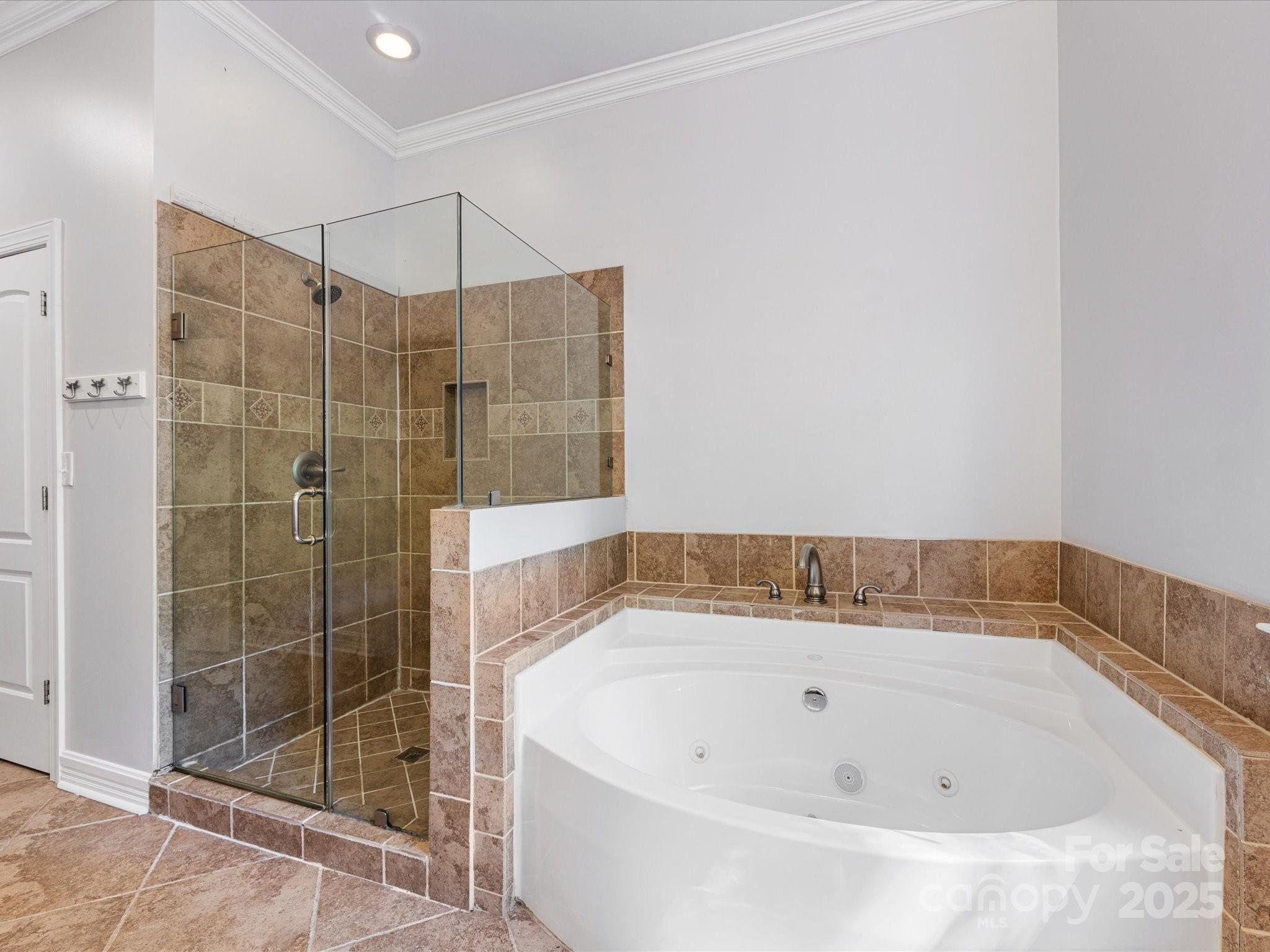 1320 Parkwood Avenue