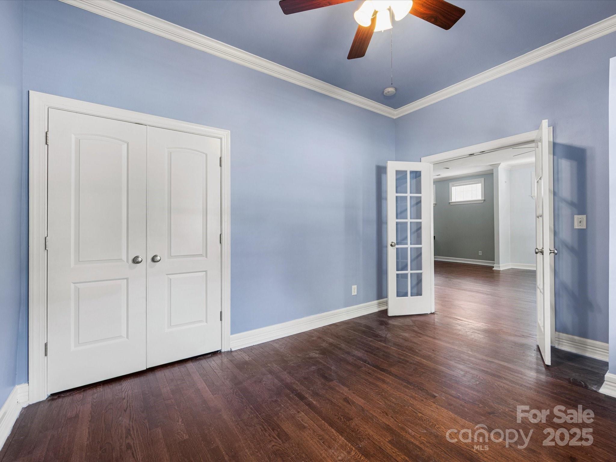 1320 Parkwood Avenue