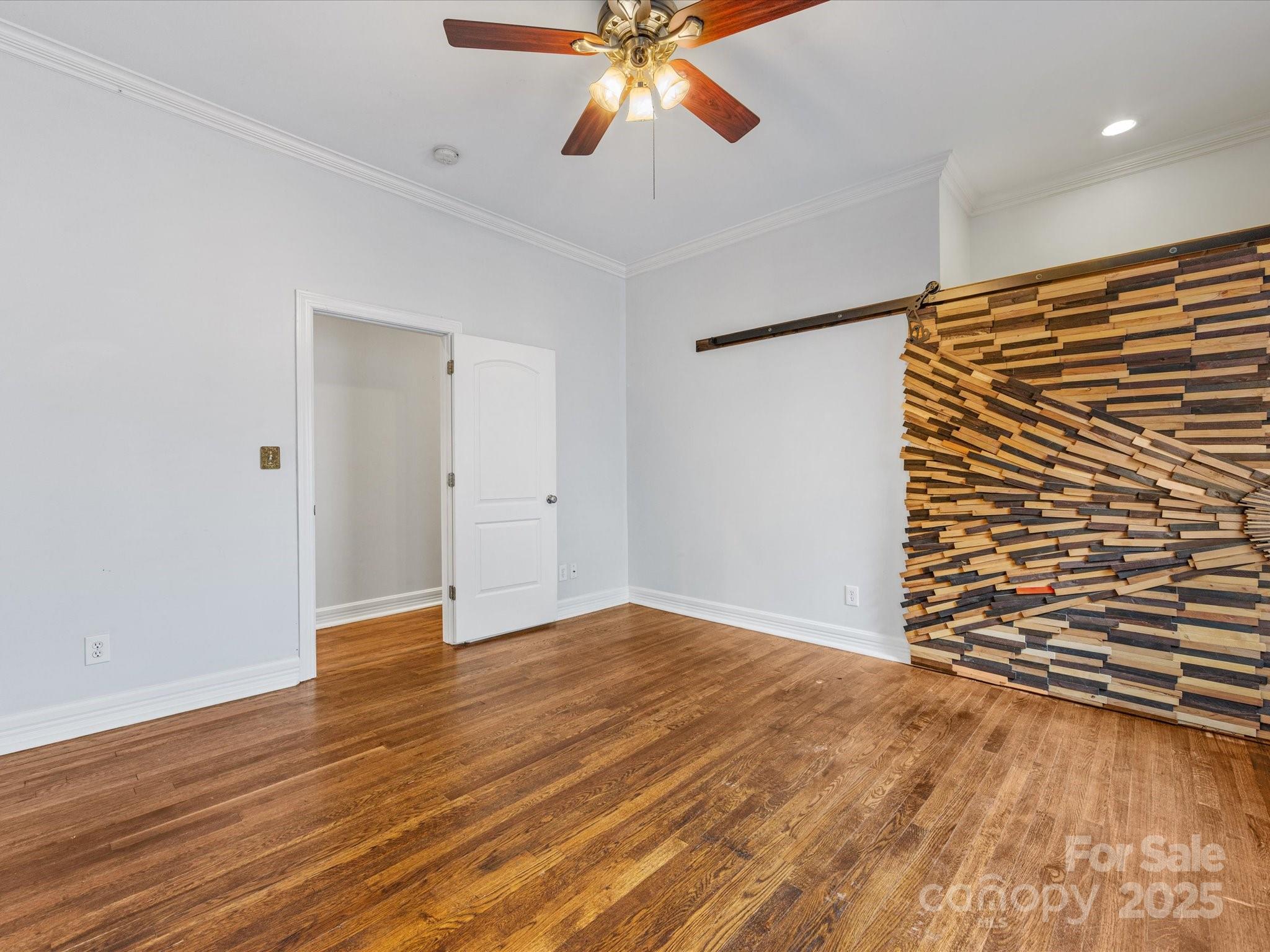 1320 Parkwood Avenue