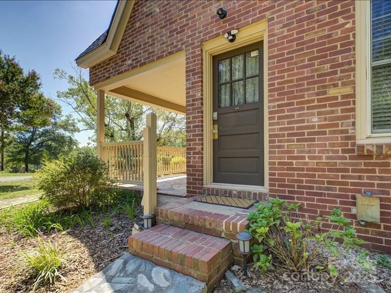 1950 Antler Drive