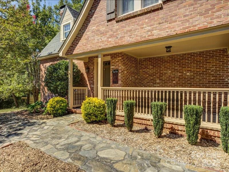 1950 Antler Drive