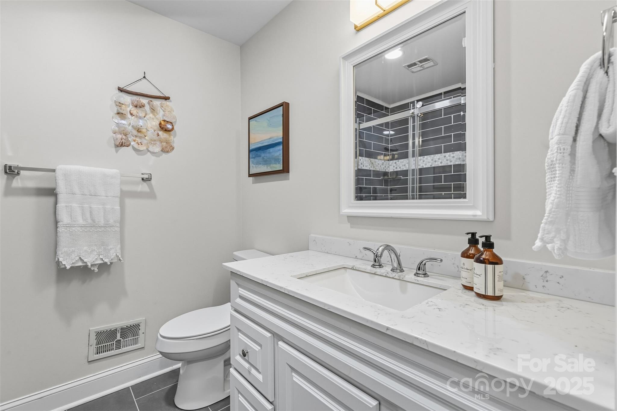 1901 Crestdale Drive