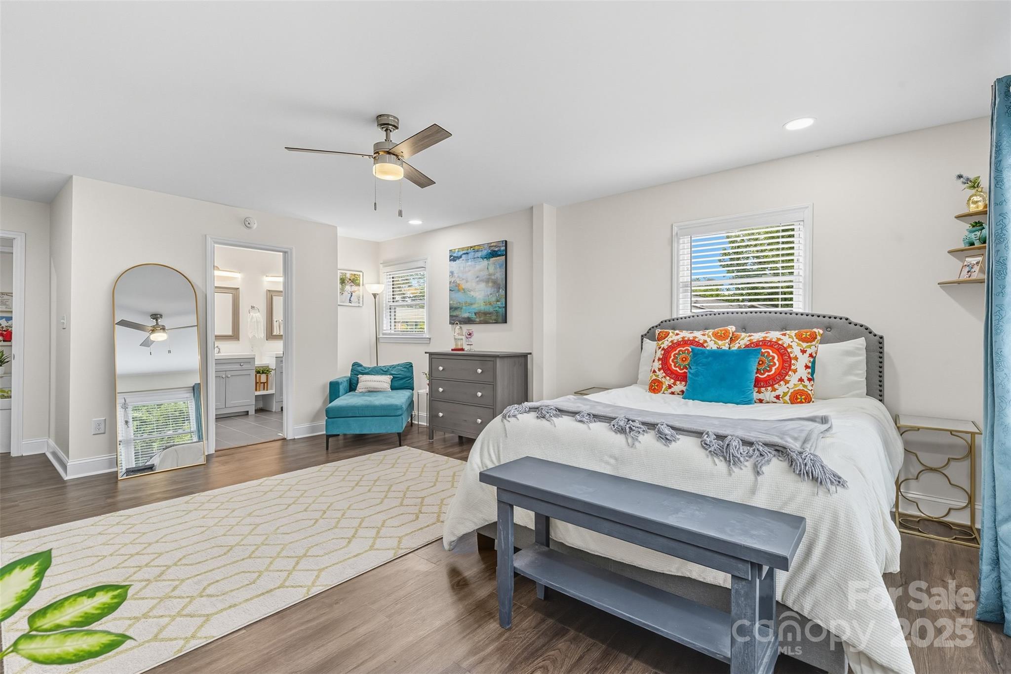 1901 Crestdale Drive