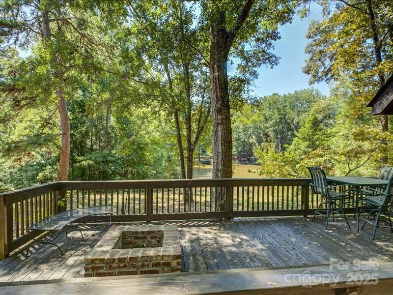 1950 Antler Drive