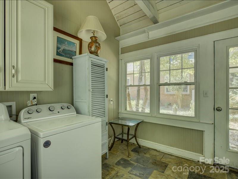 1950 Antler Drive