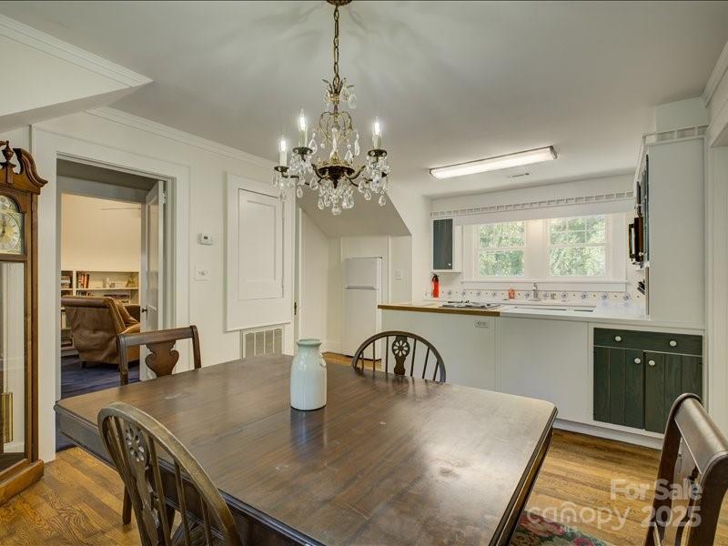 1950 Antler Drive