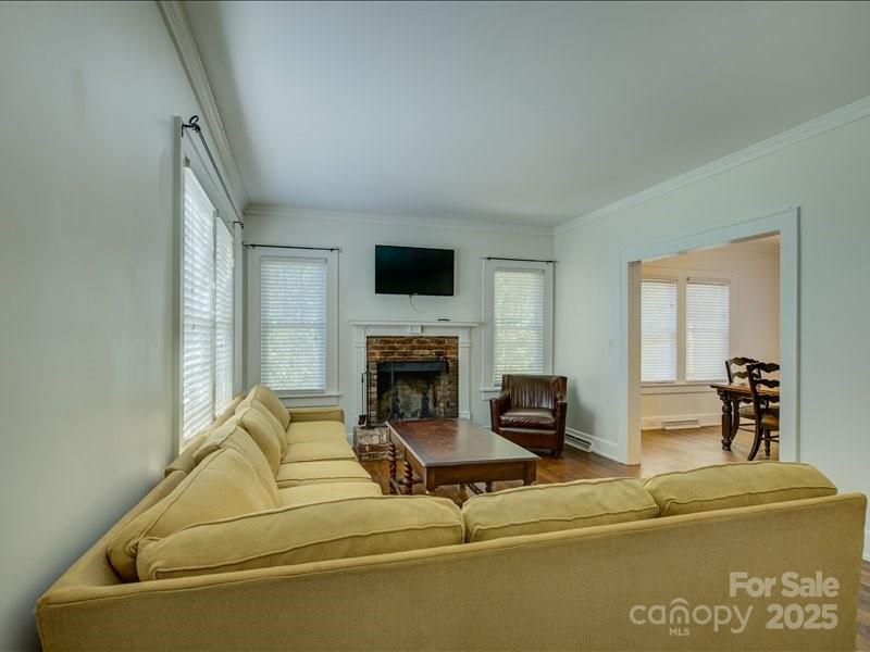 1950 Antler Drive