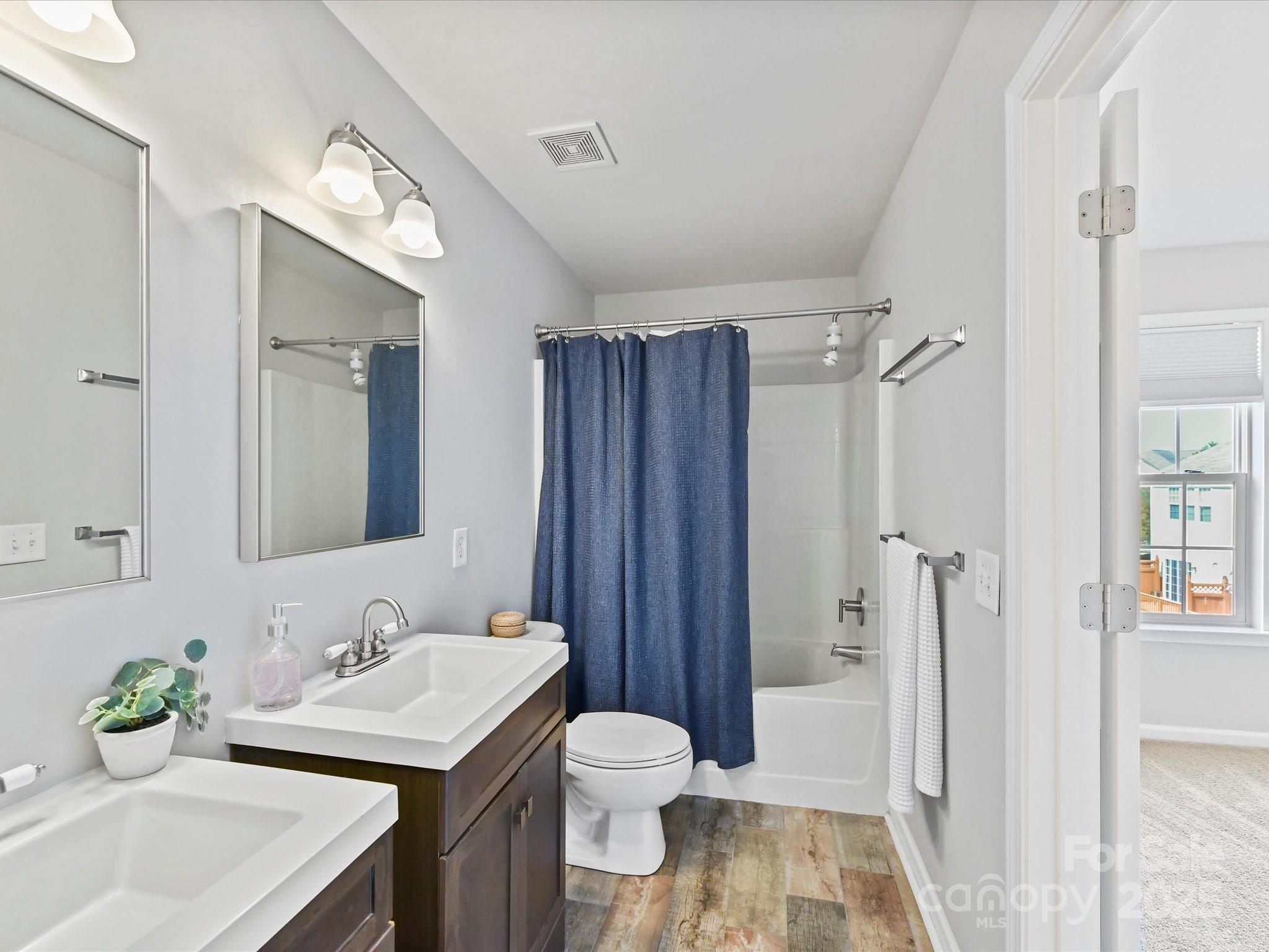 14130 Fitzroy Lane