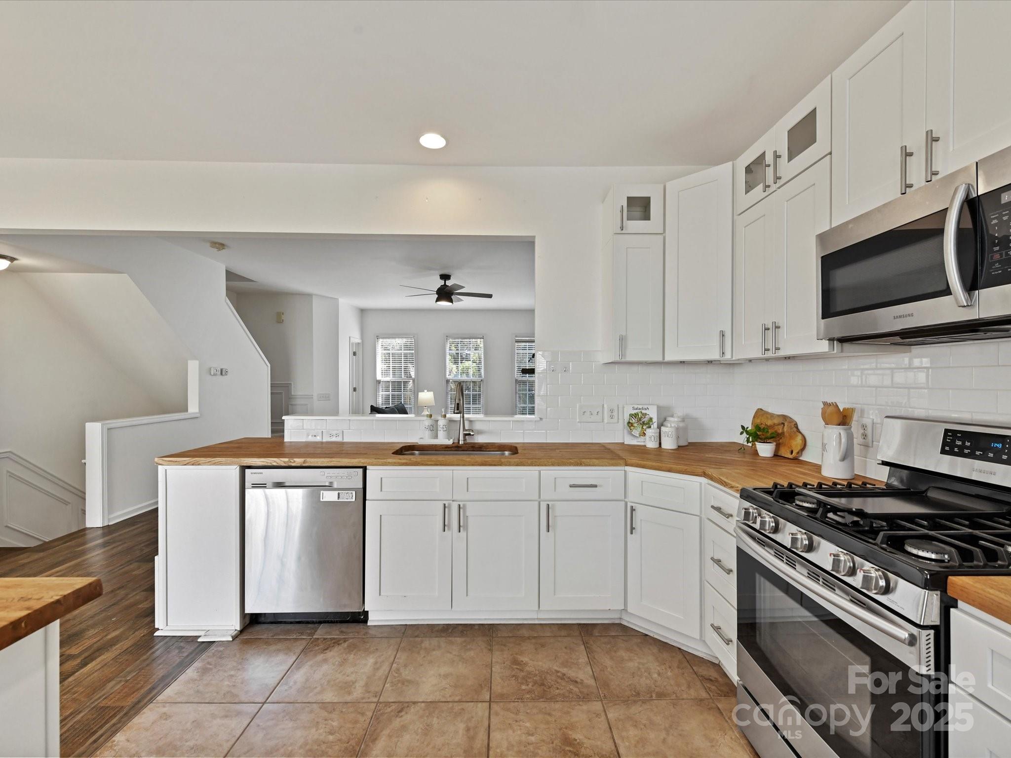 14130 Fitzroy Lane
