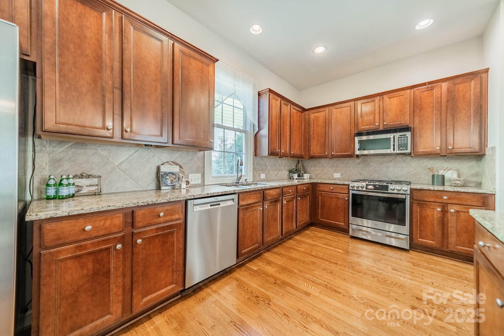 430 Bullfinch Bend