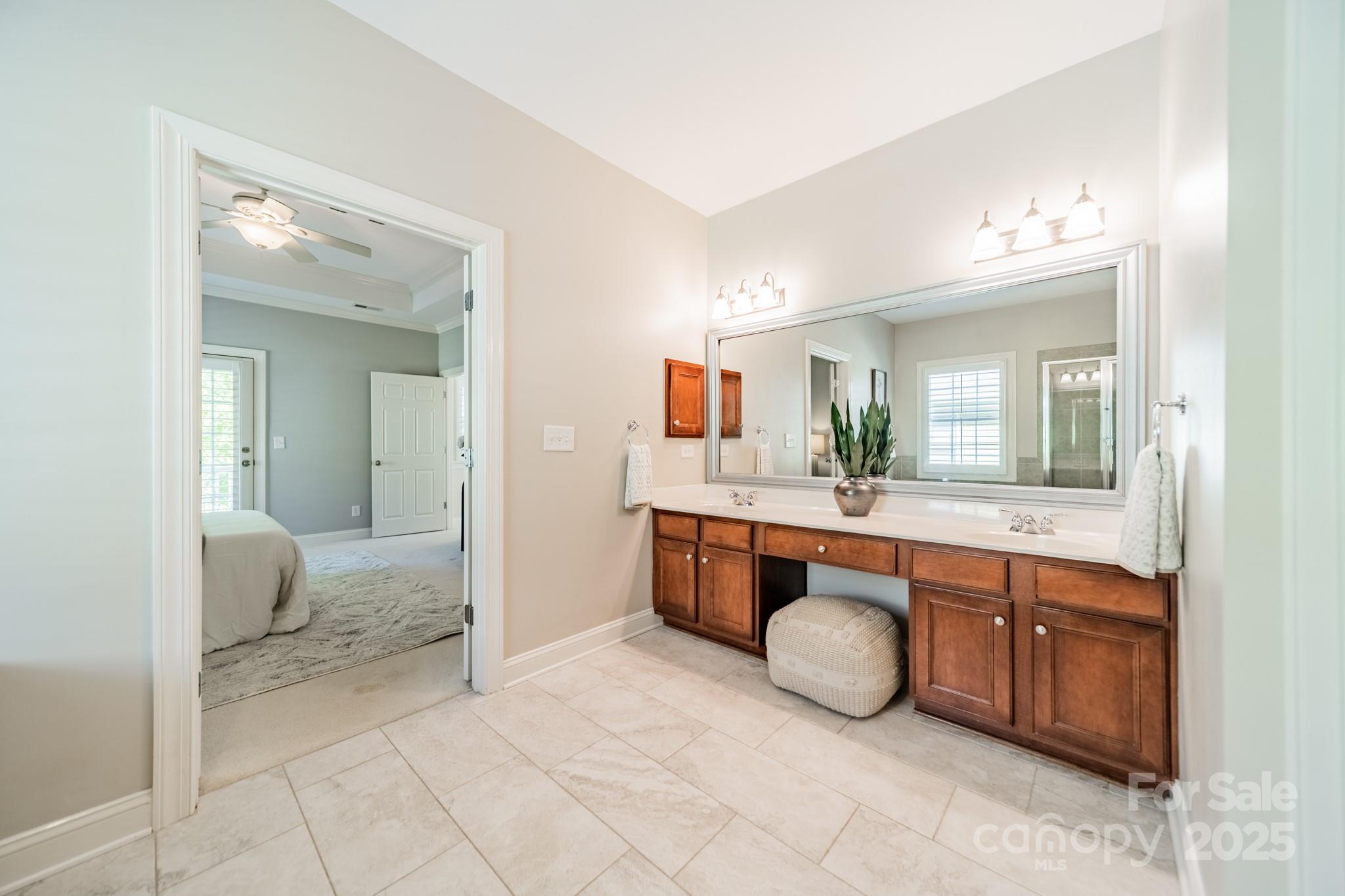 430 Bullfinch Bend