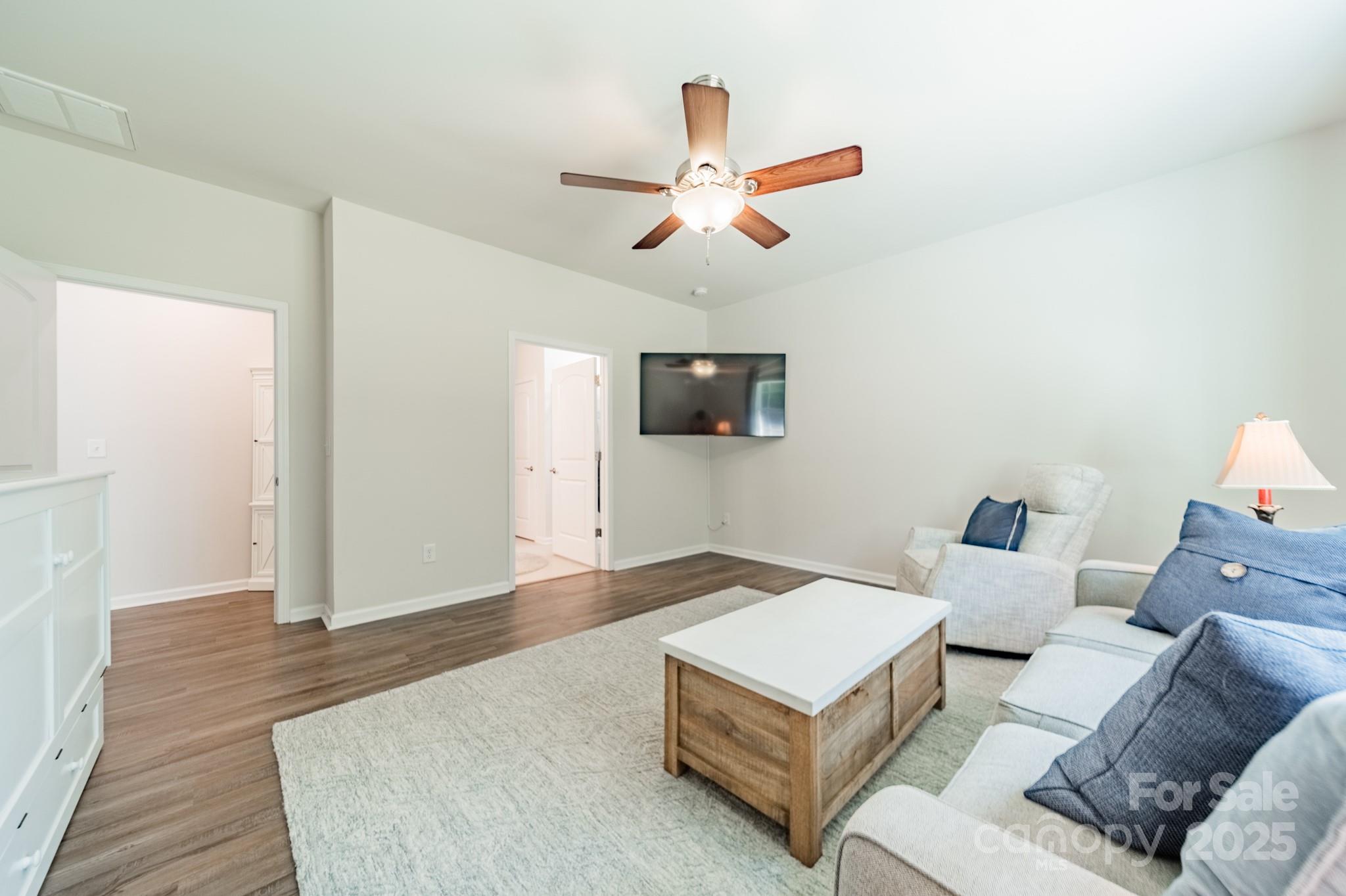508 Vermeer Court