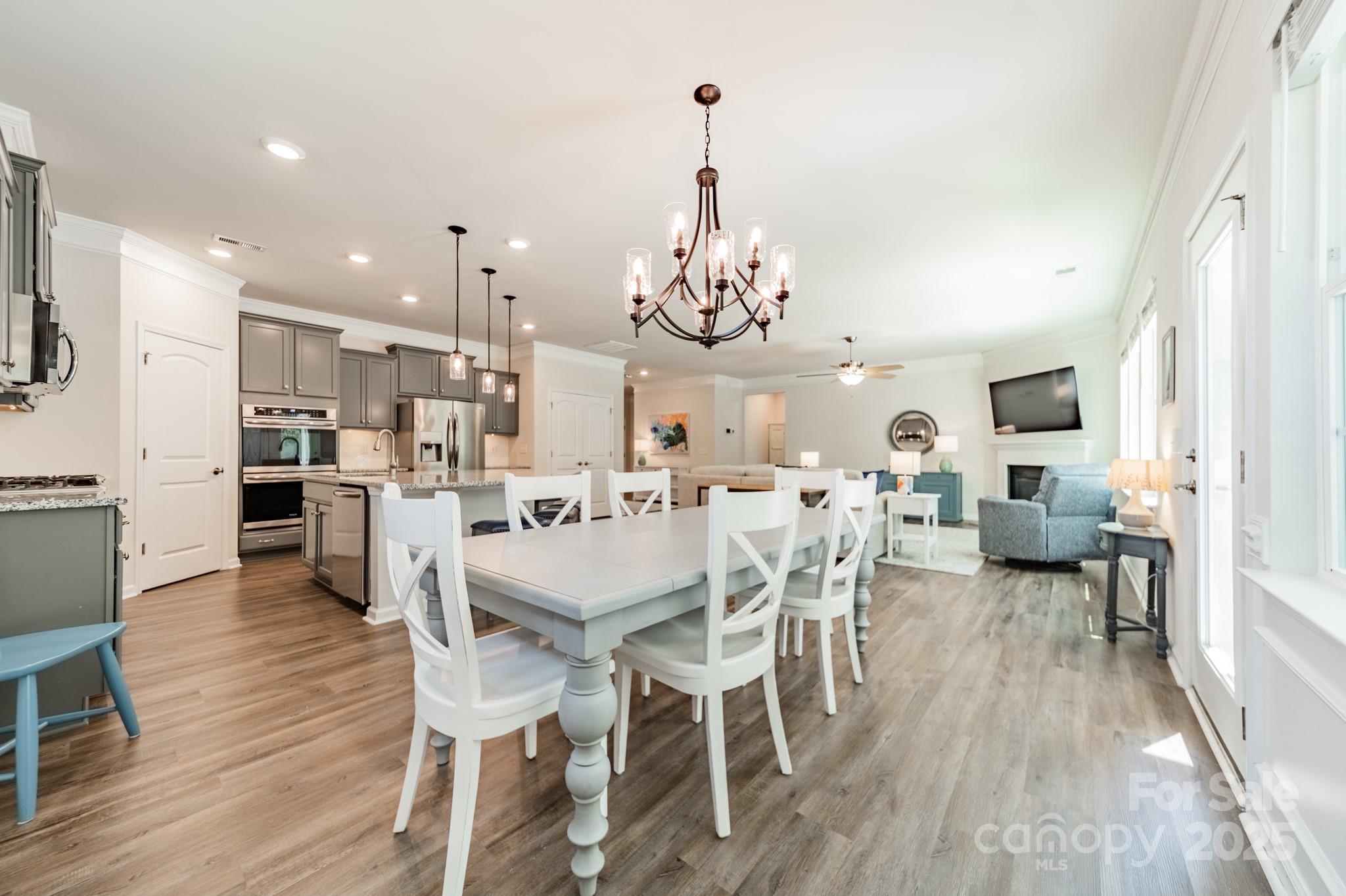 508 Vermeer Court