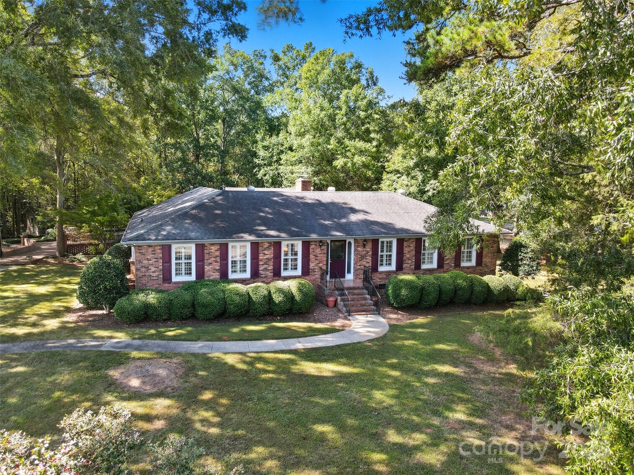 10935 Harrisburg Road