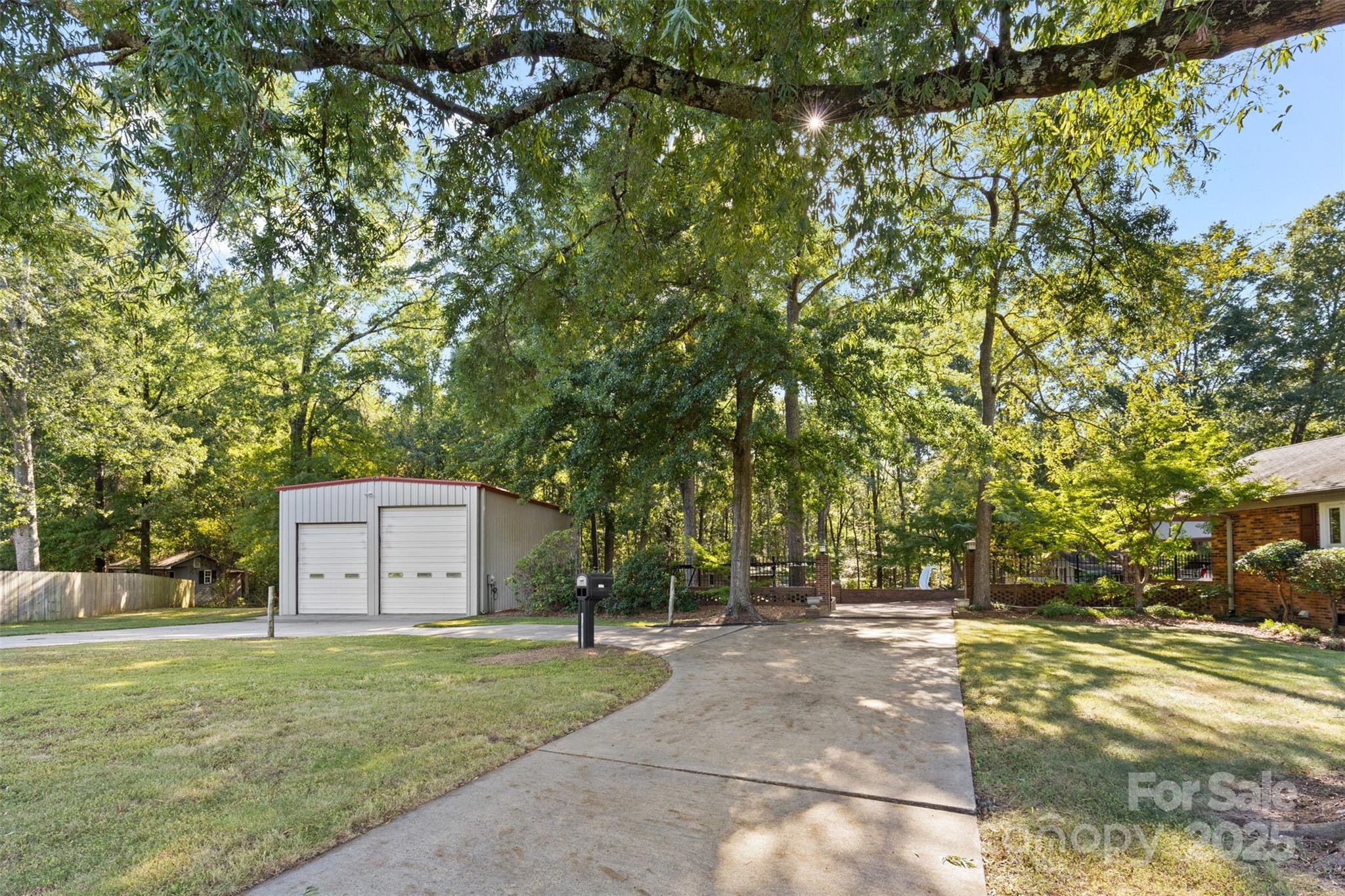 10935 Harrisburg Road