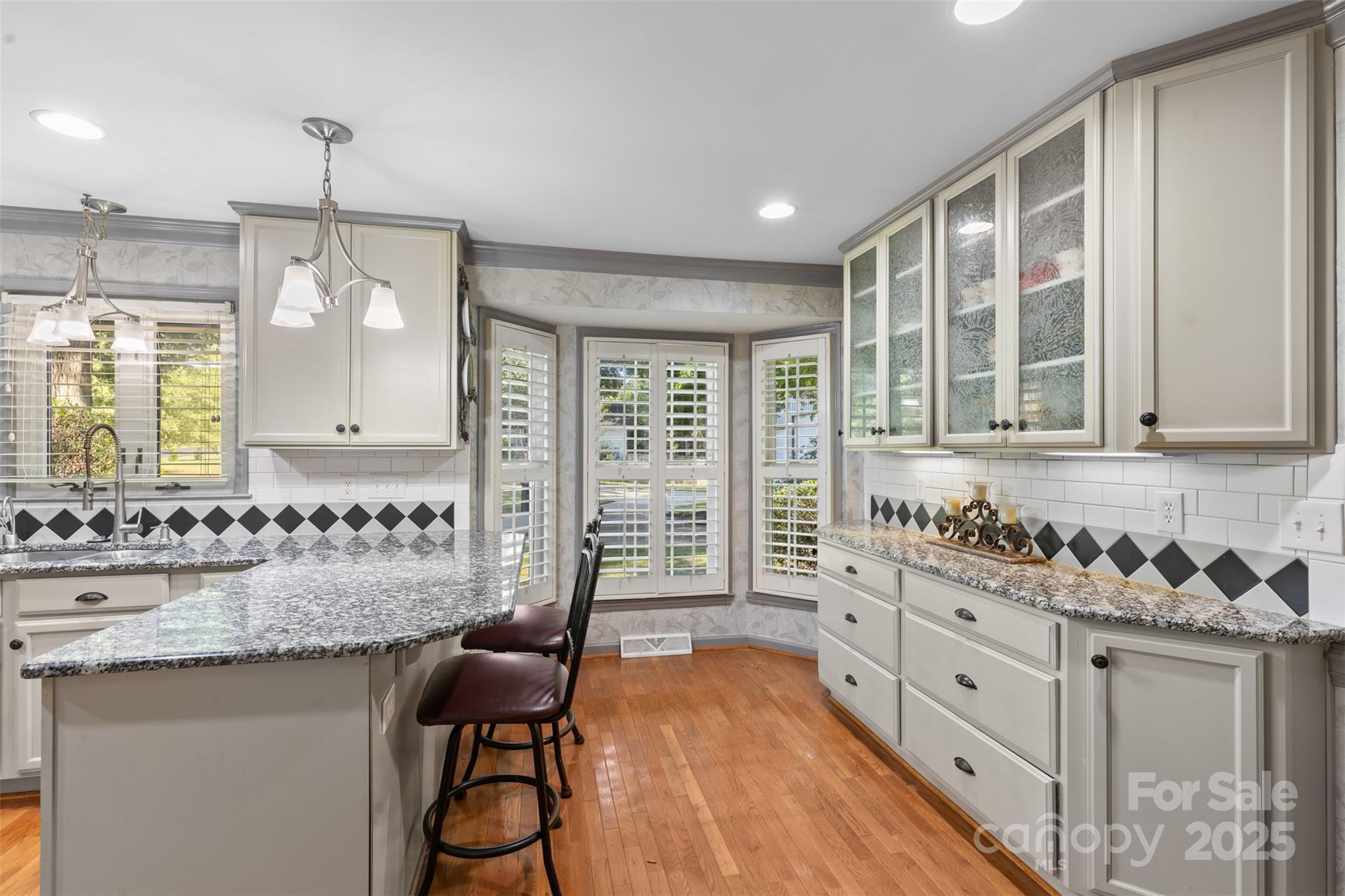 10935 Harrisburg Road