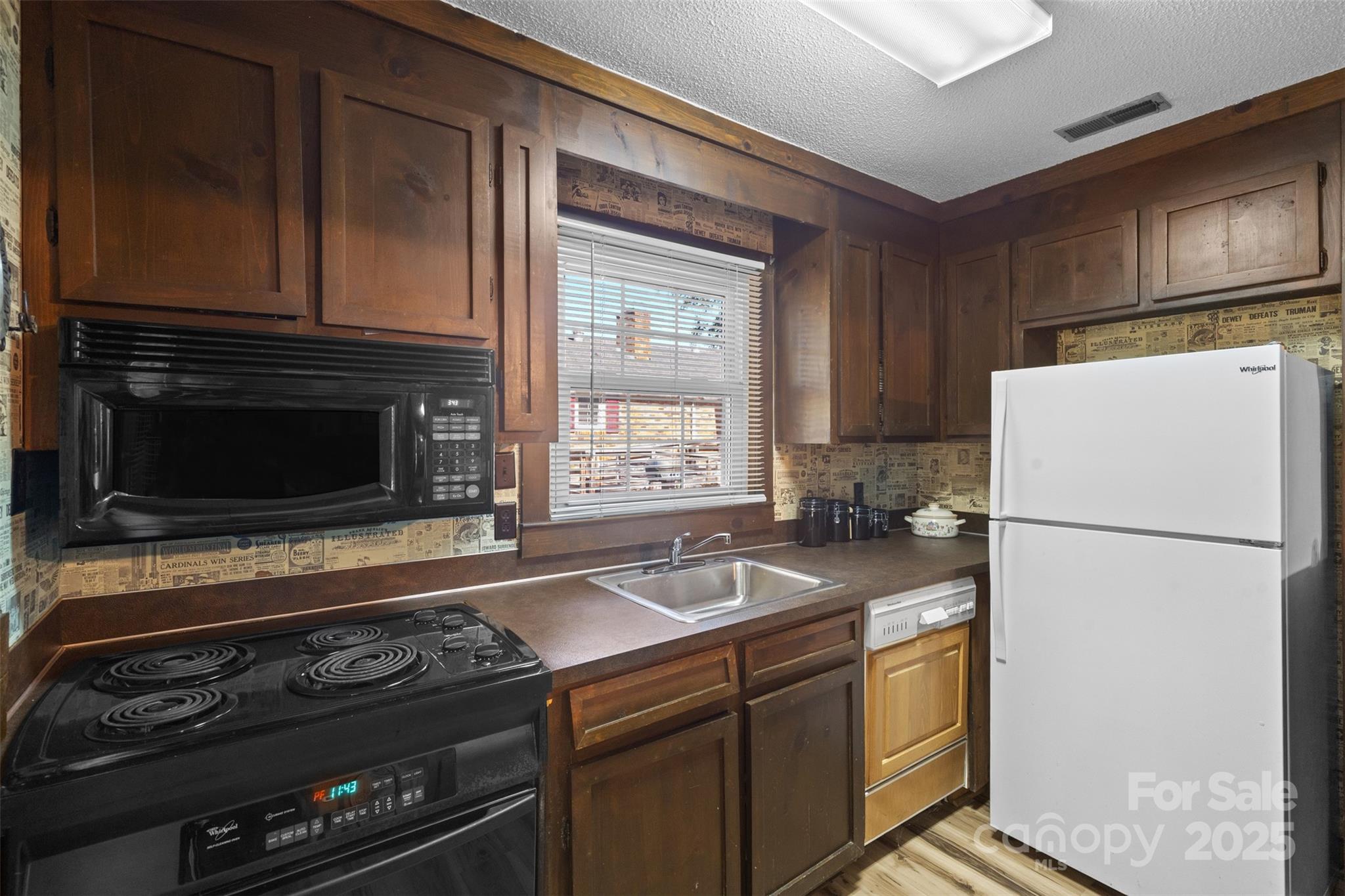 10935 Harrisburg Road
