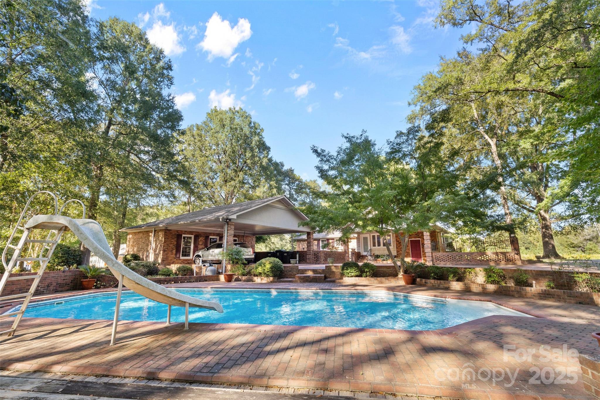10935 Harrisburg Road
