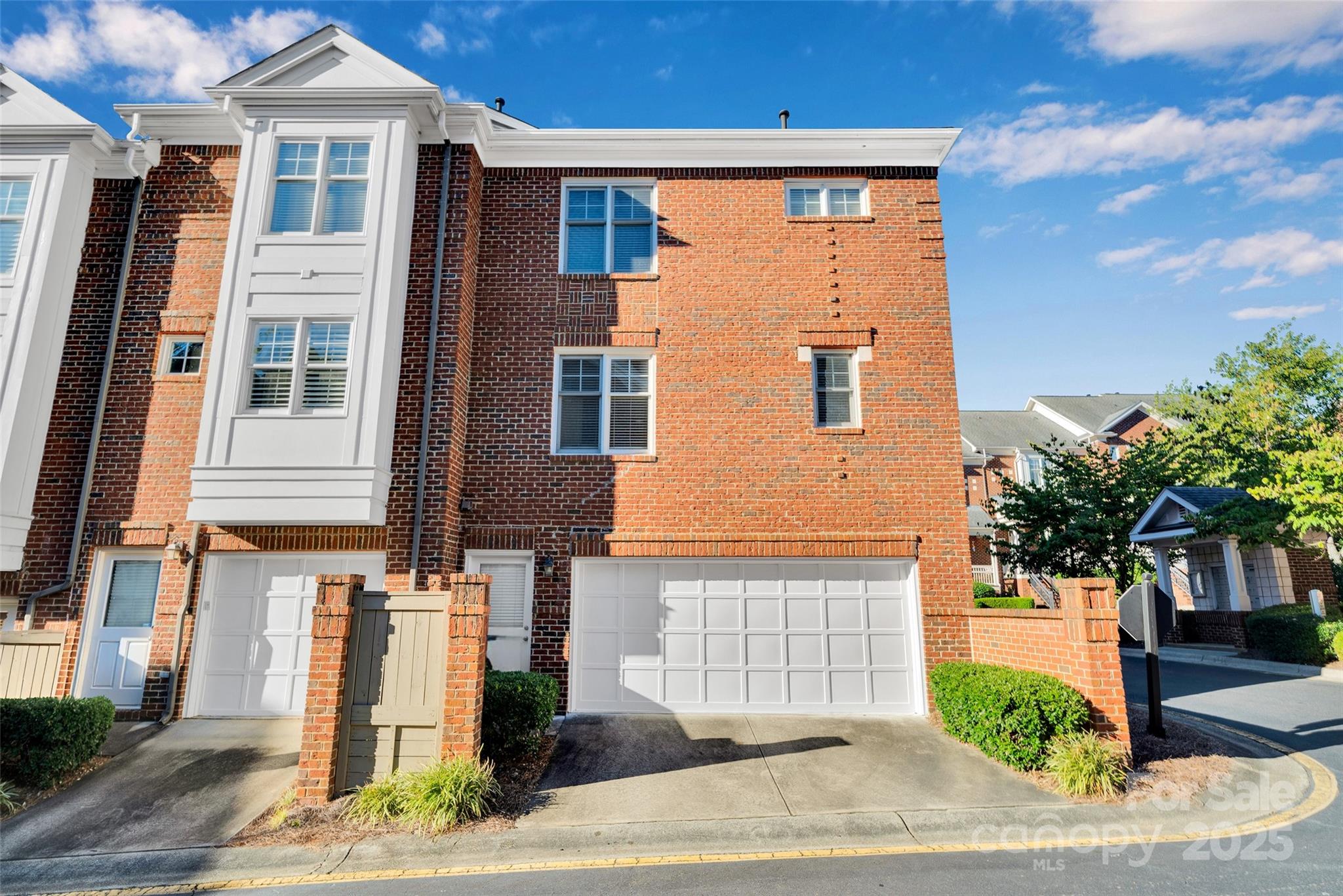 4937 South Hill View Drive