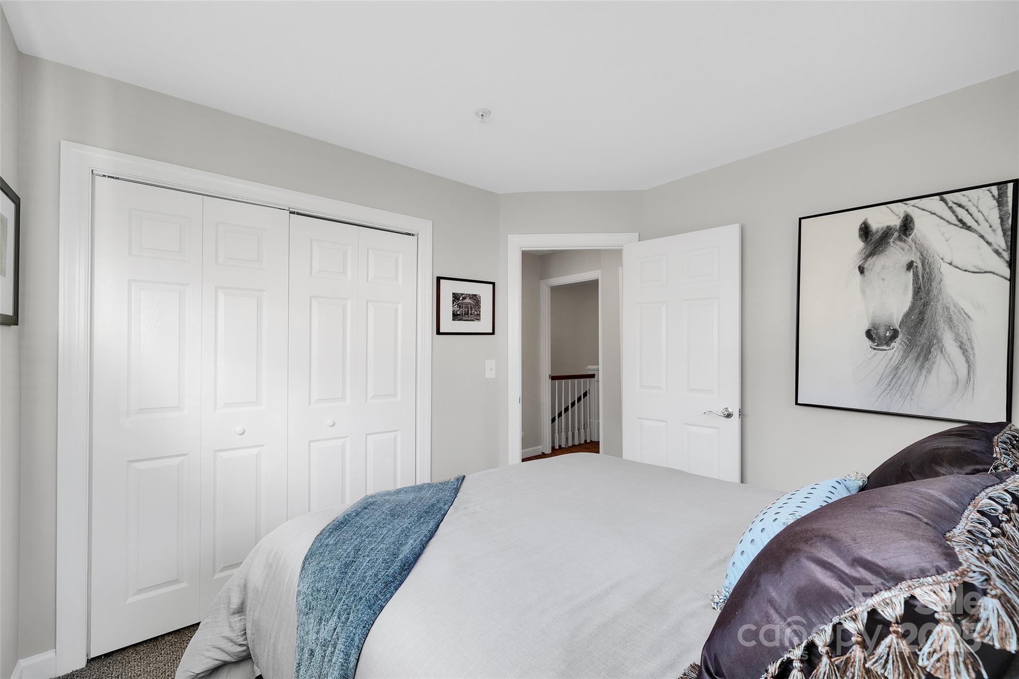 4937 South Hill View Drive