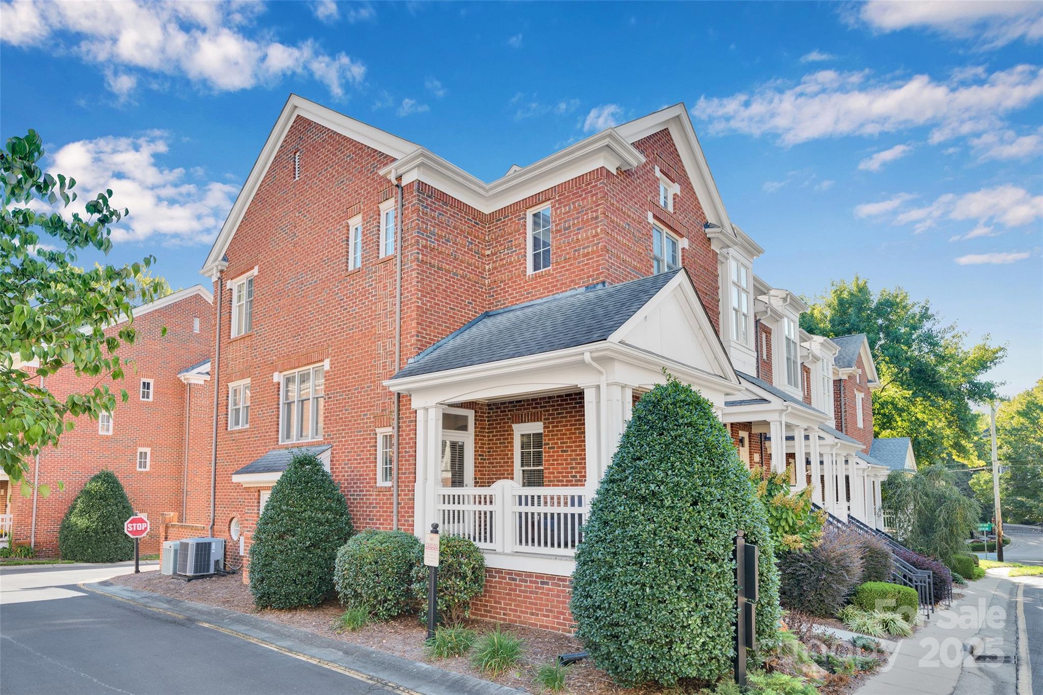 4937 South Hill View Drive