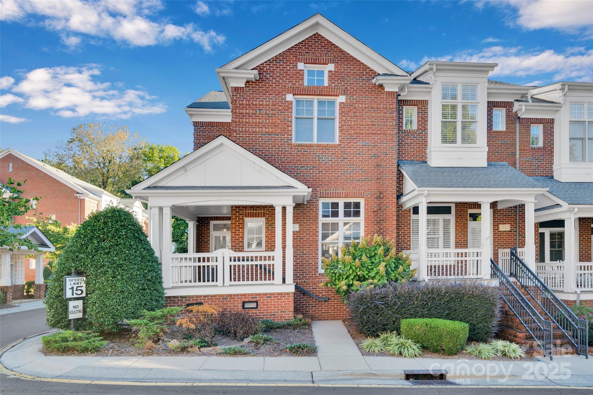 4937 South Hill View Drive