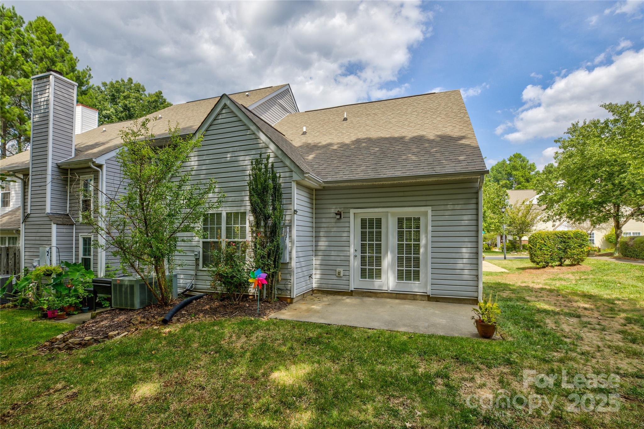 9014 Roseton Lane