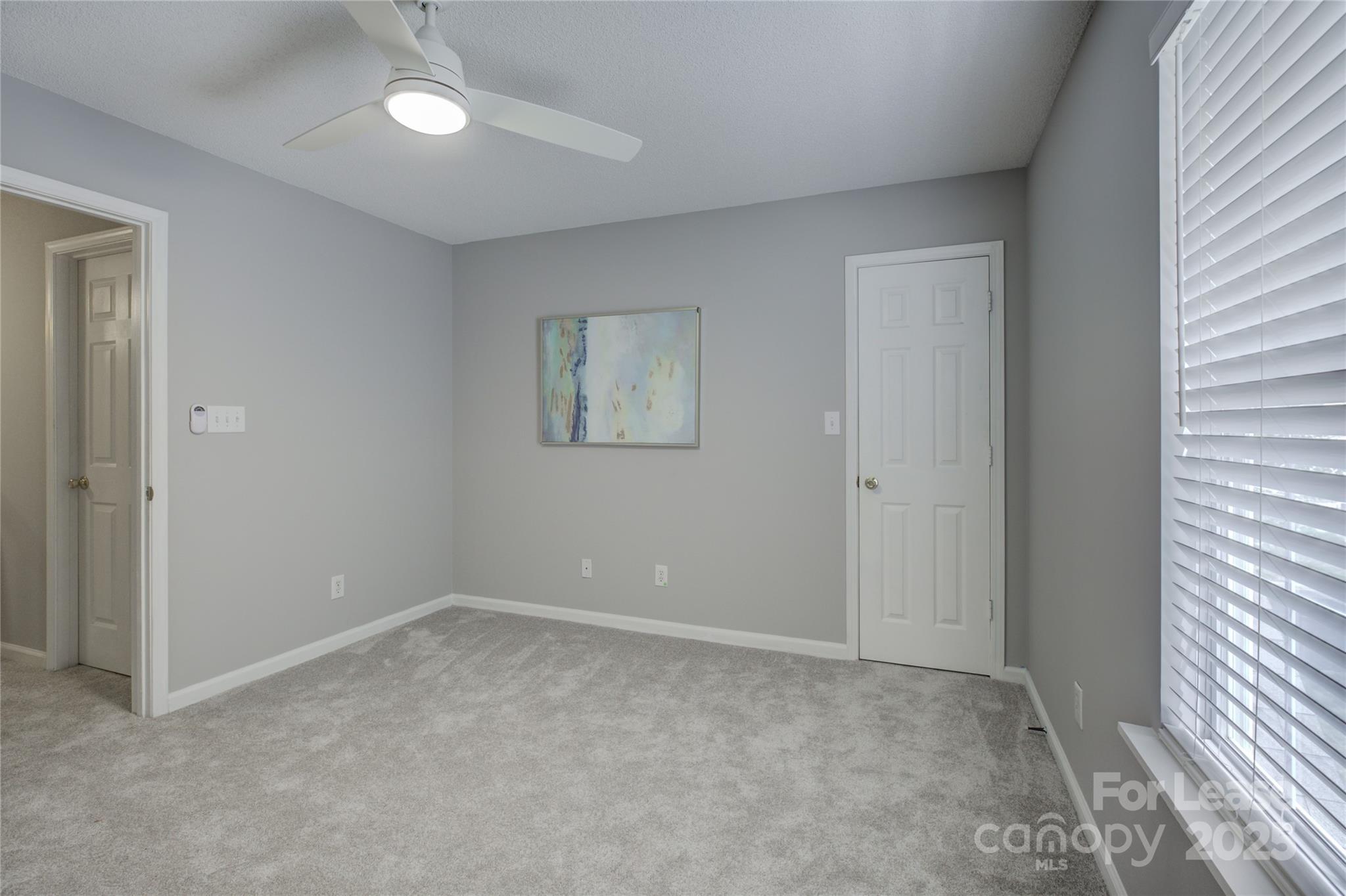 9014 Roseton Lane