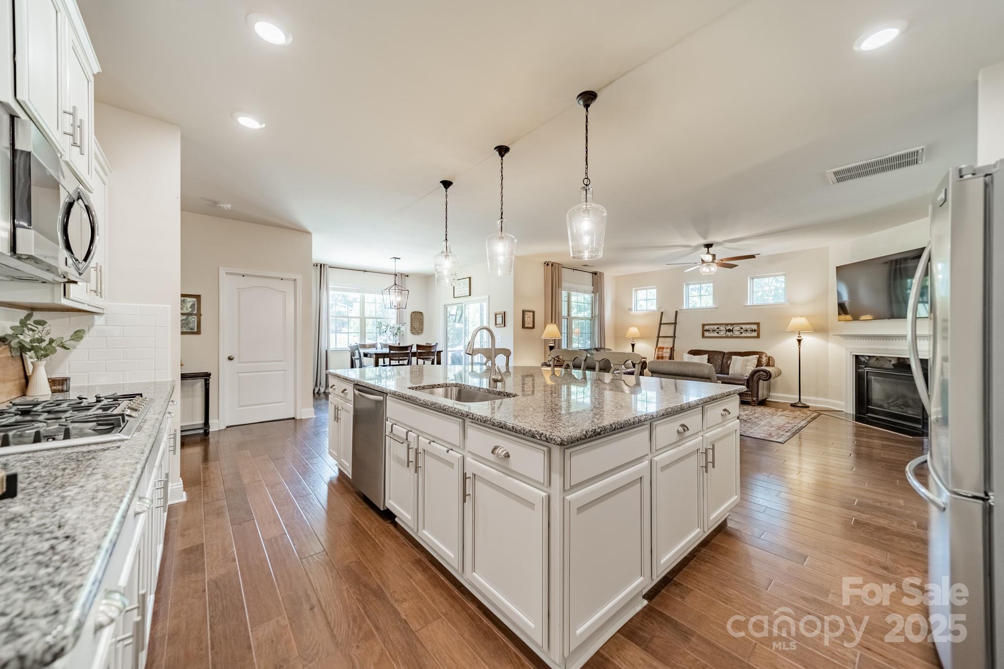 1038 Shiloh Bend Trail