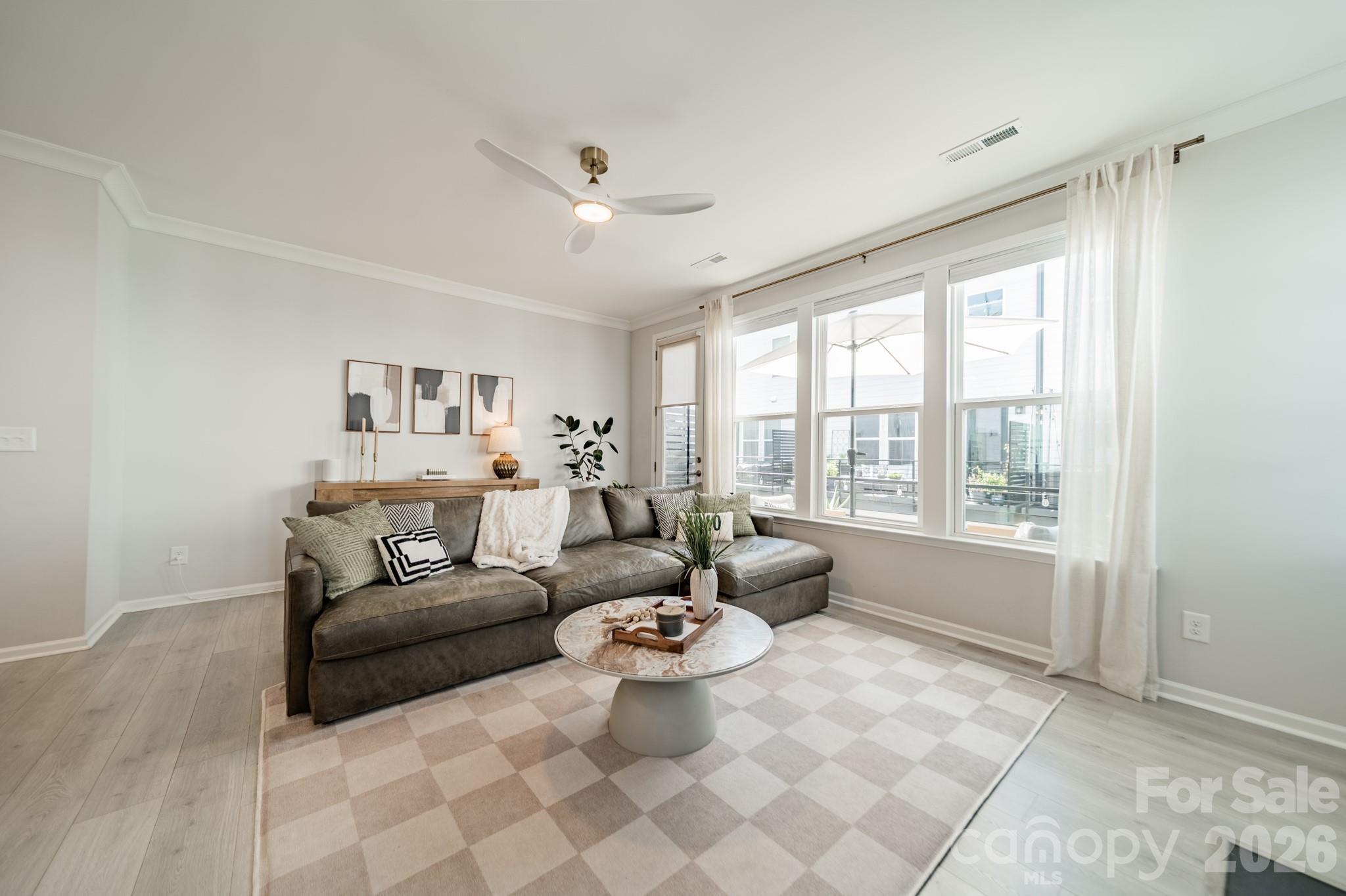 4040 Hidden Oaks Drive