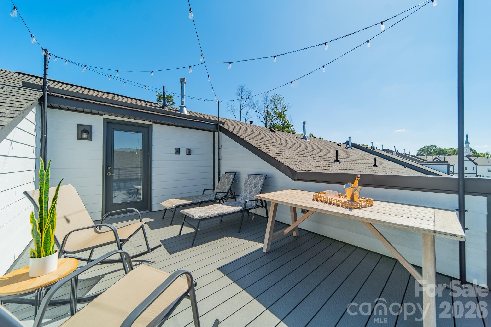 4040 Hidden Oaks Drive