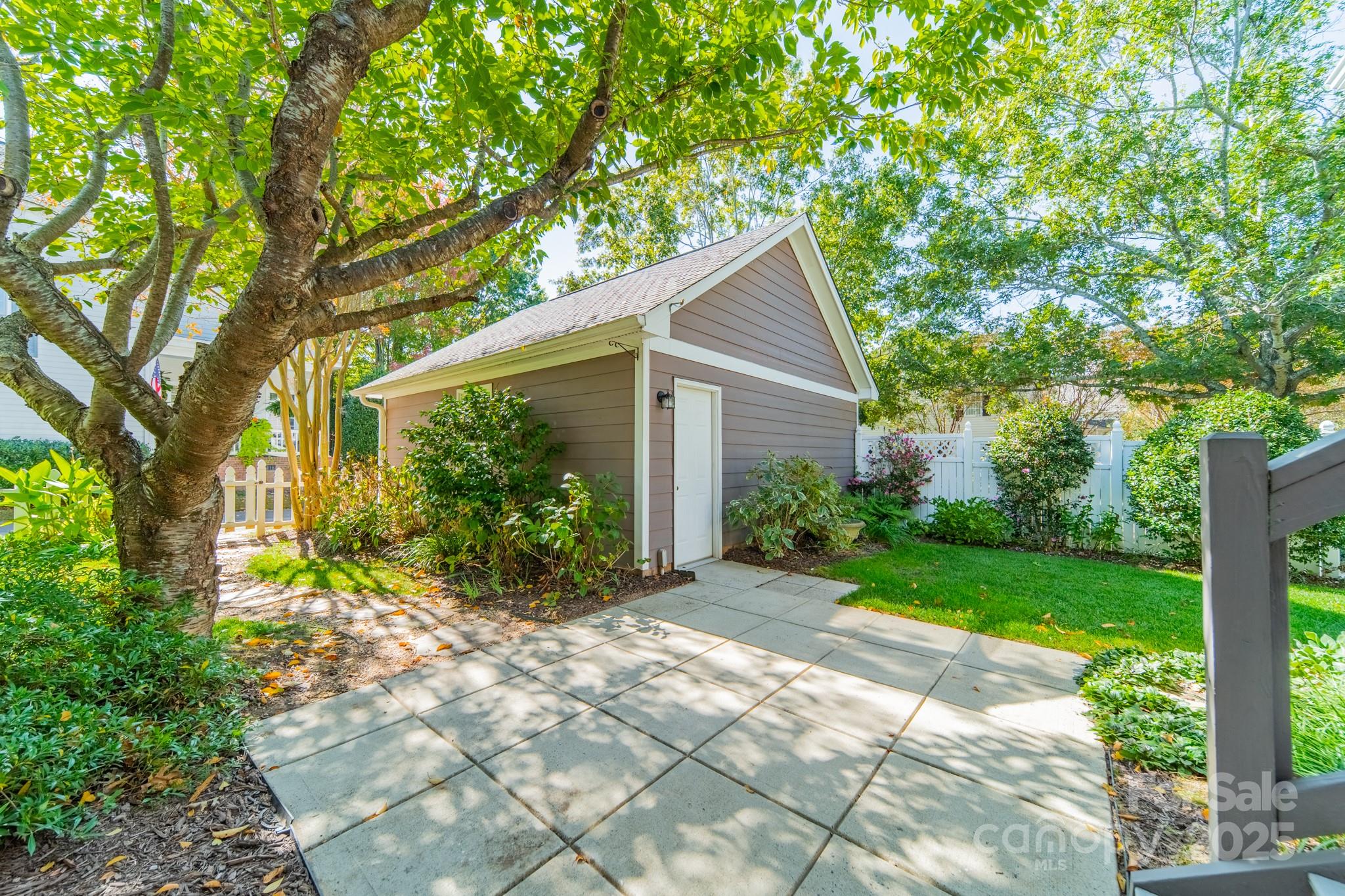 545 Glen Walk Drive