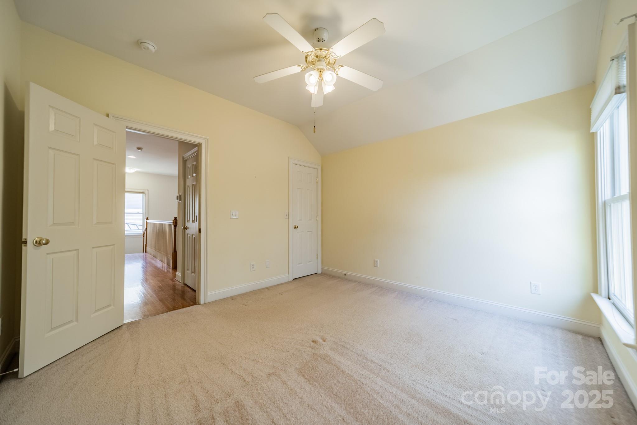 545 Glen Walk Drive