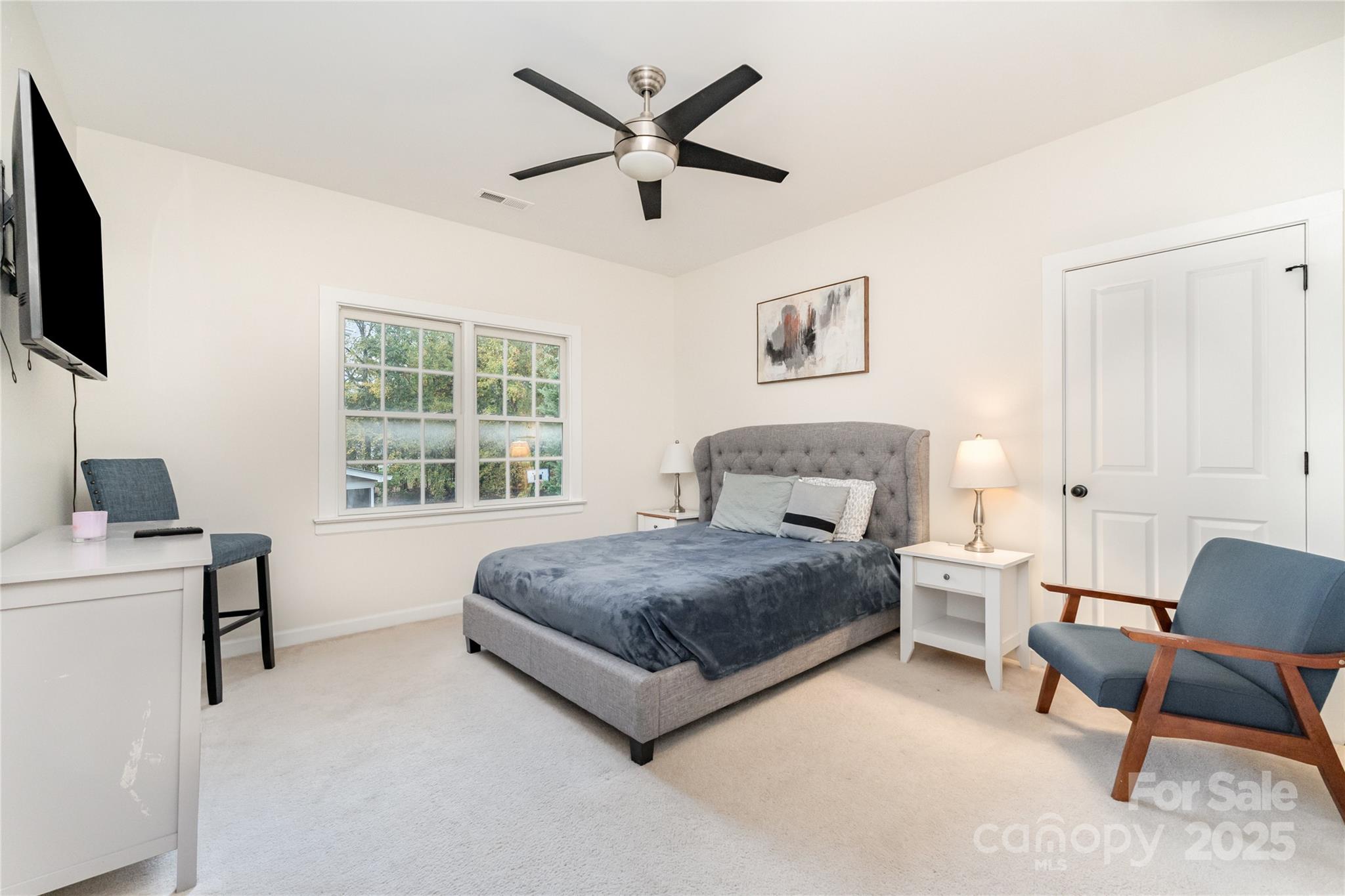 2723 Sawgrass Ridge Place