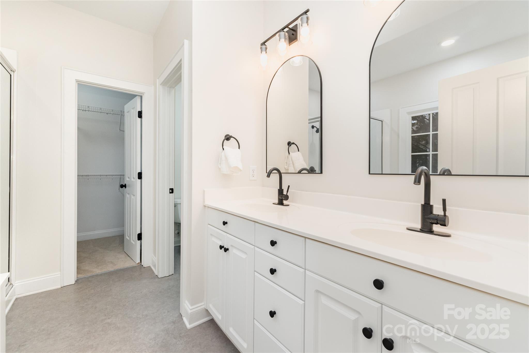 2723 Sawgrass Ridge Place