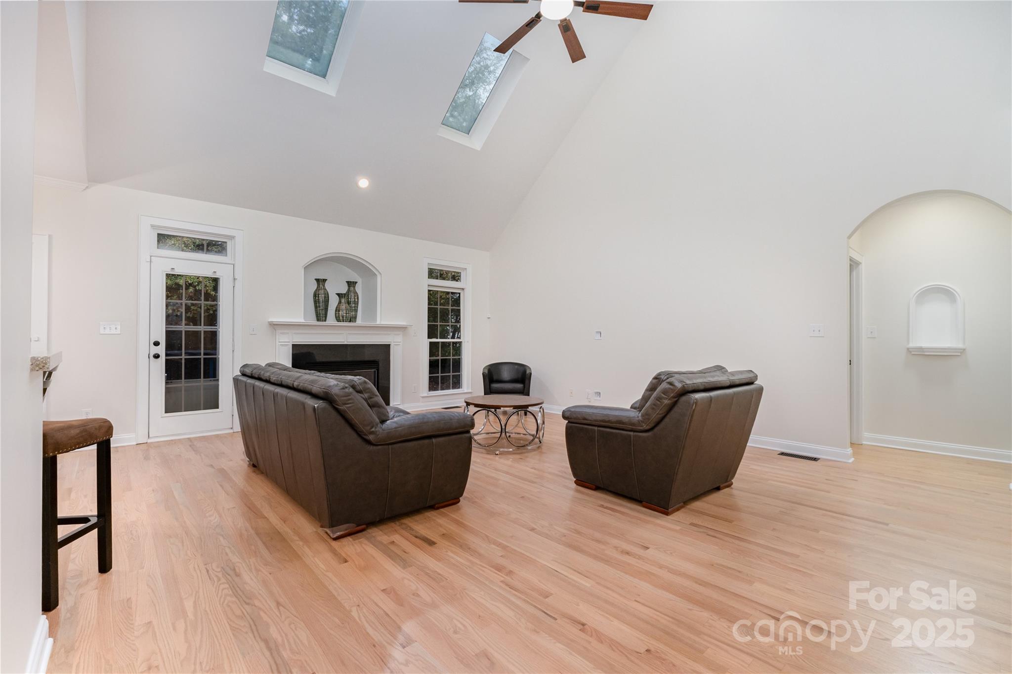 2723 Sawgrass Ridge Place