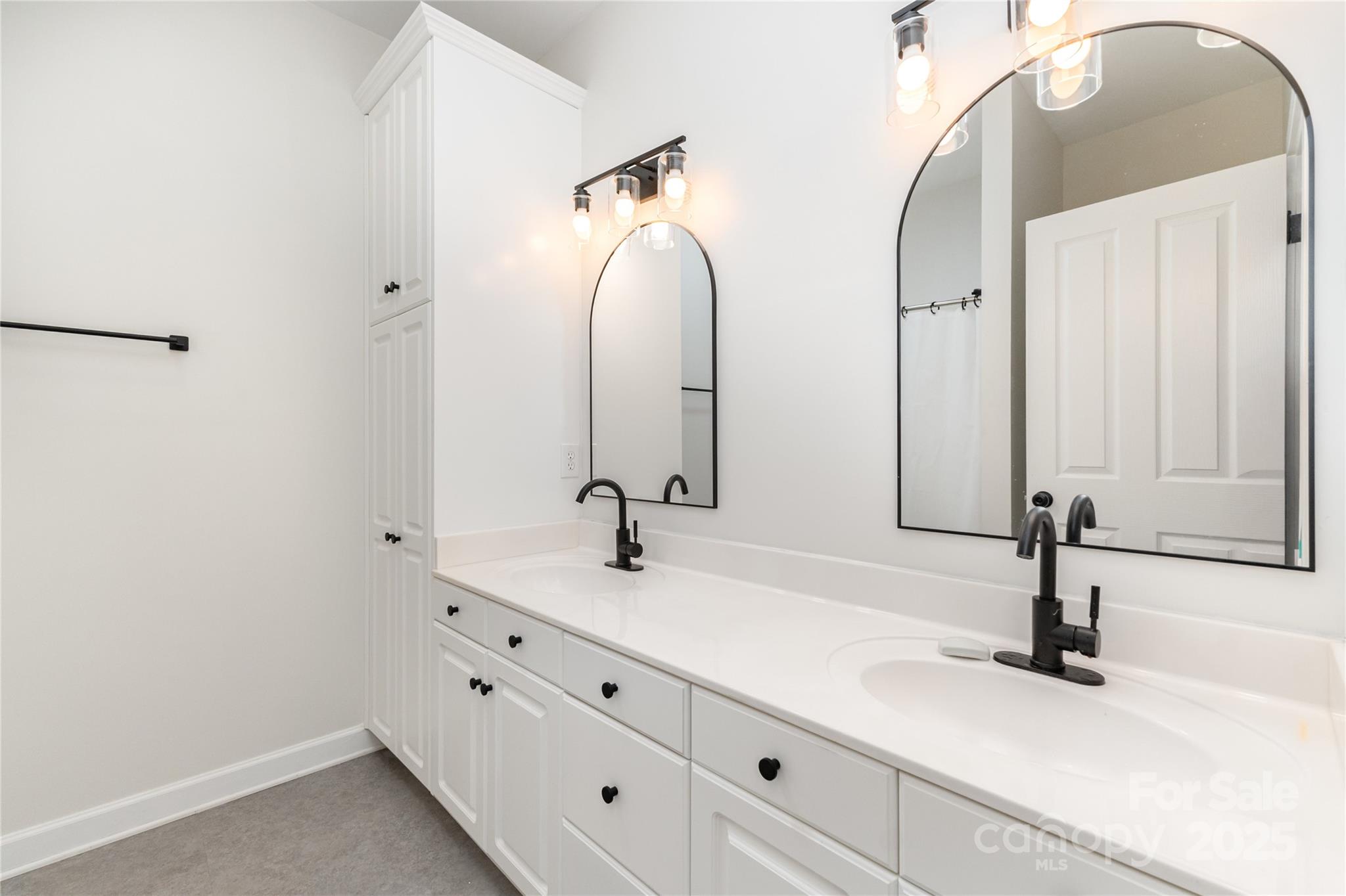 2723 Sawgrass Ridge Place