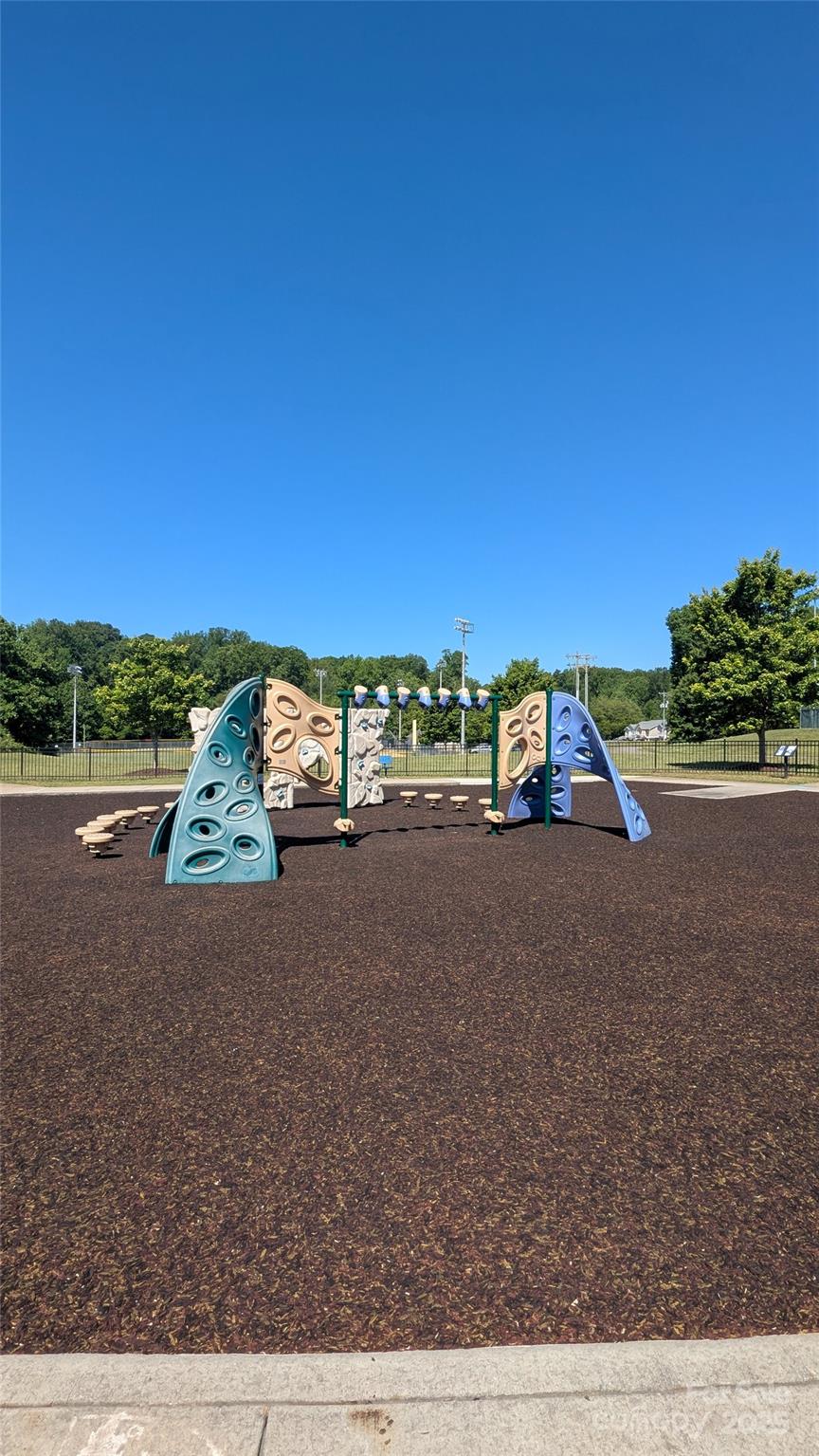 122 Nighthawk Trail Unit: 15