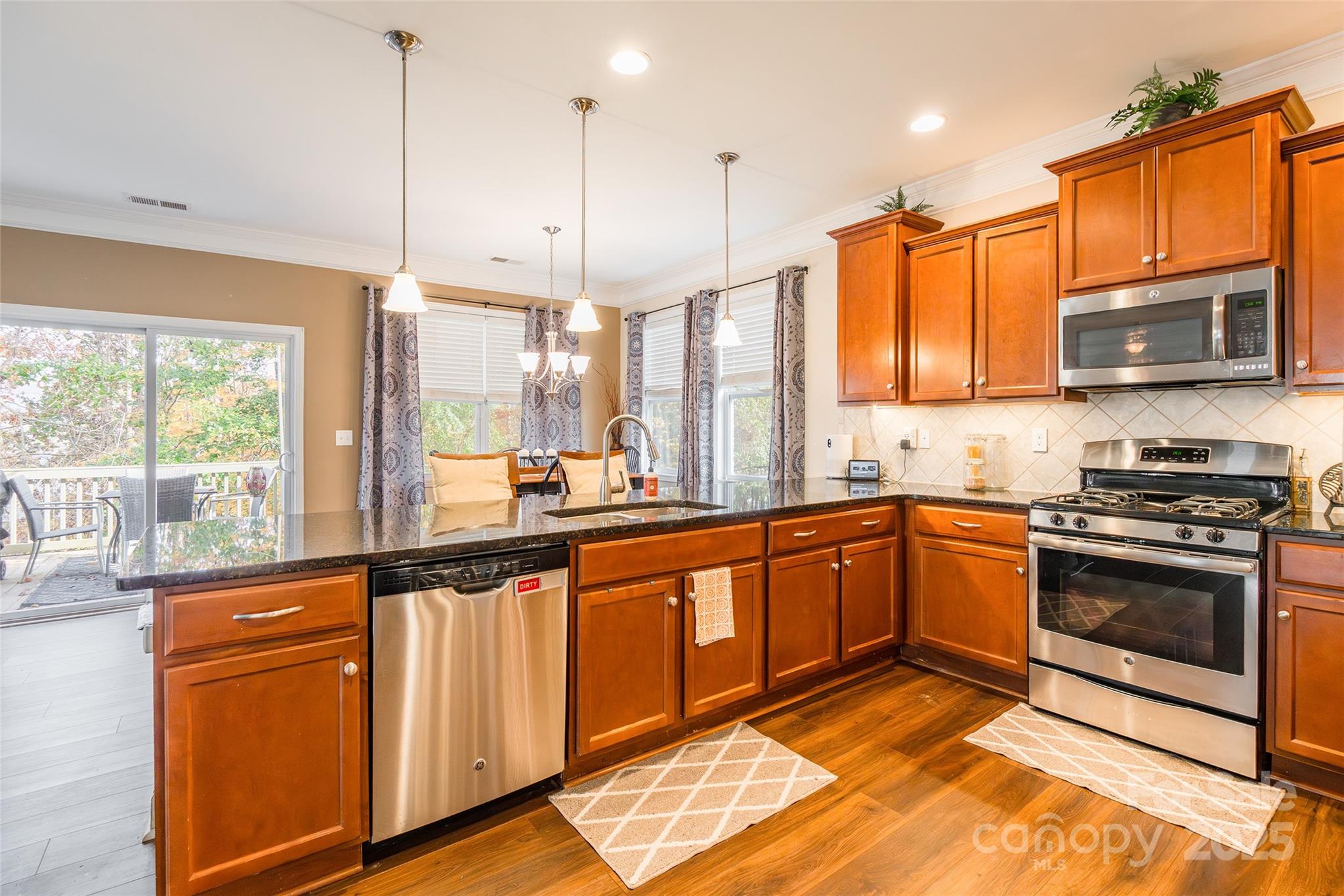 4013 Bridgepoint Drive