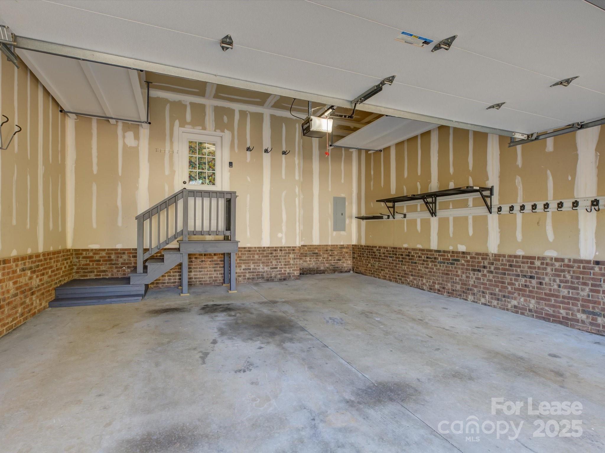 4405 Sugar Cane Court