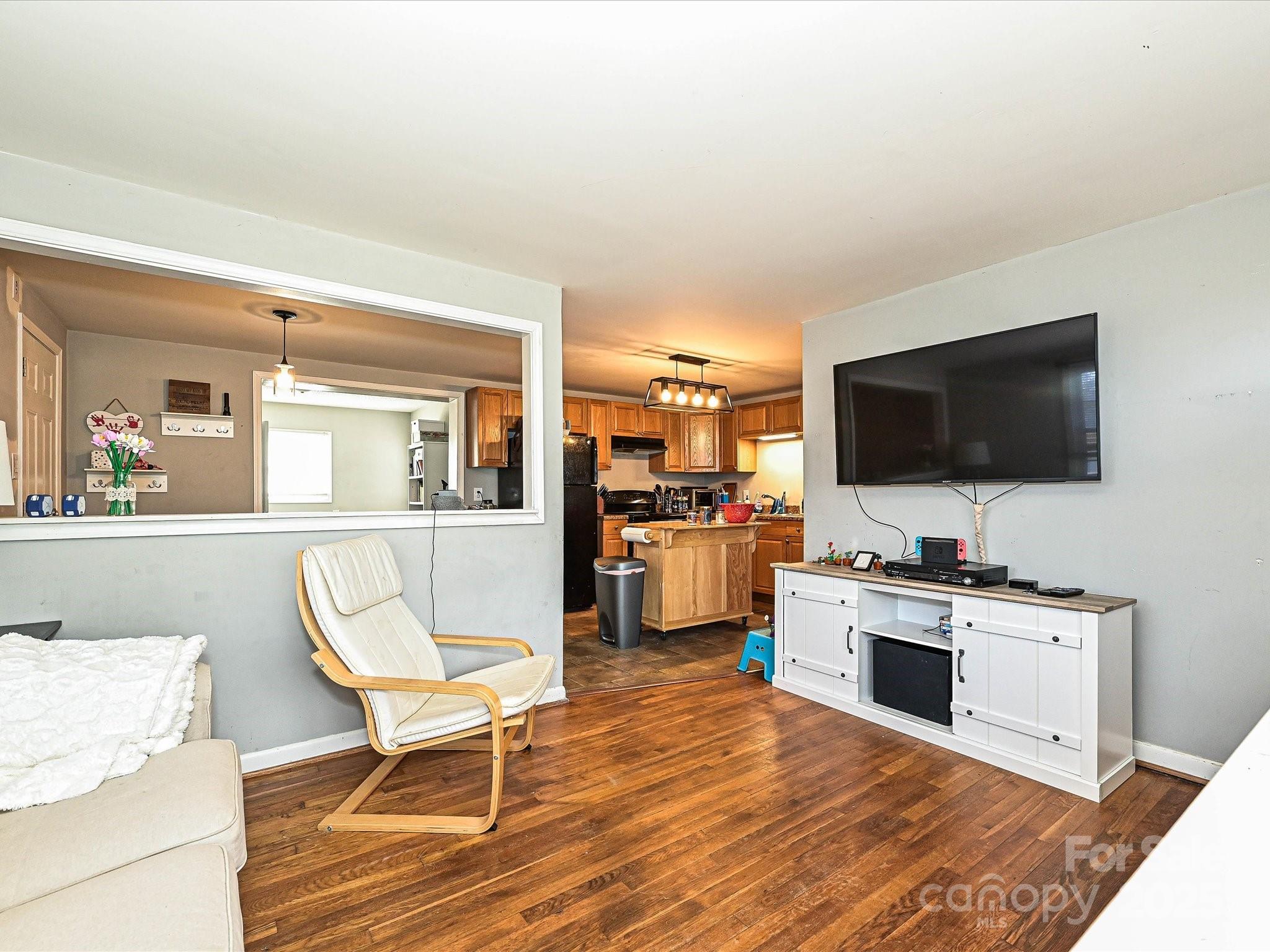 306 Dellwood Drive