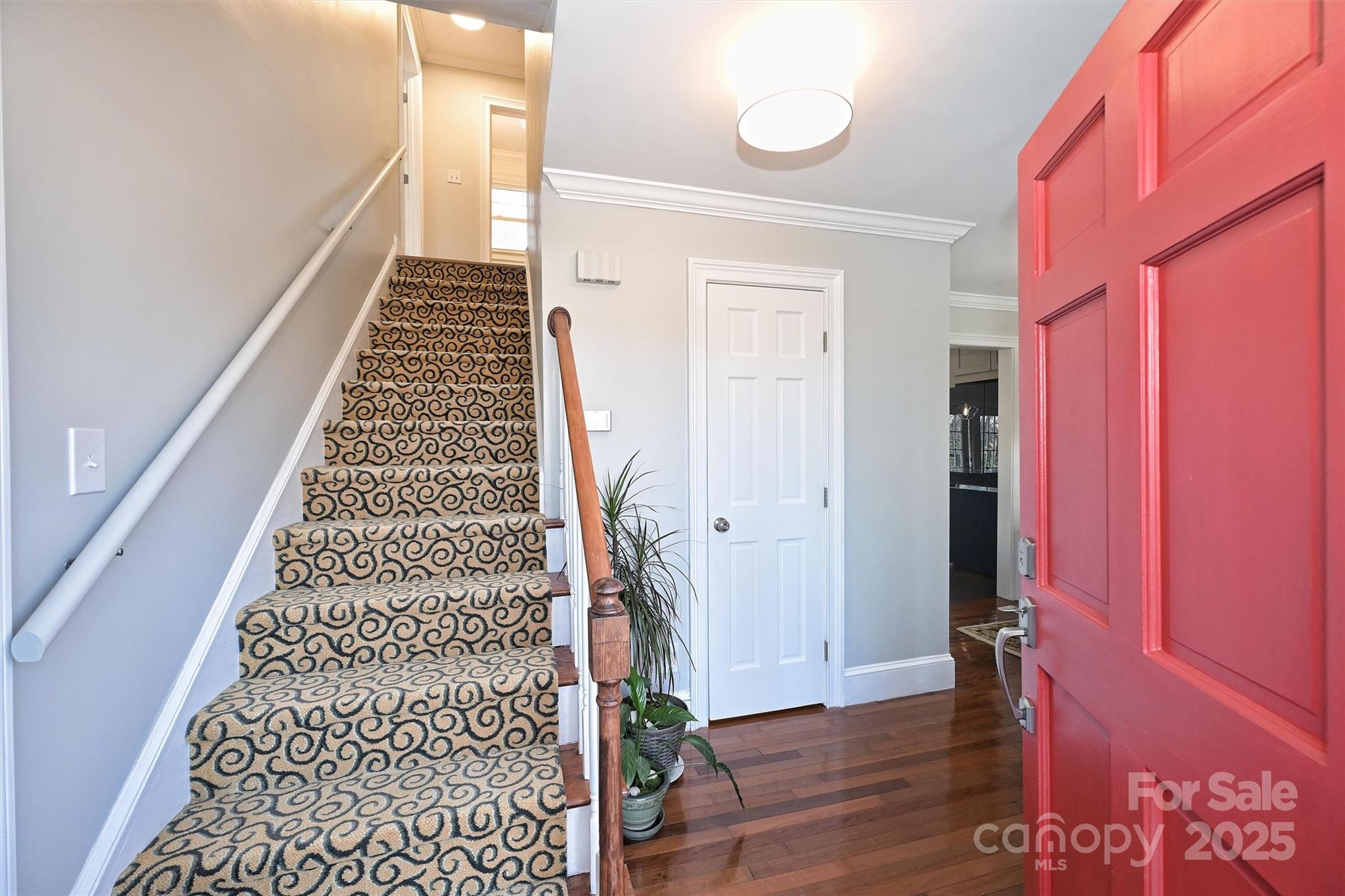 225 Gatewood Lane