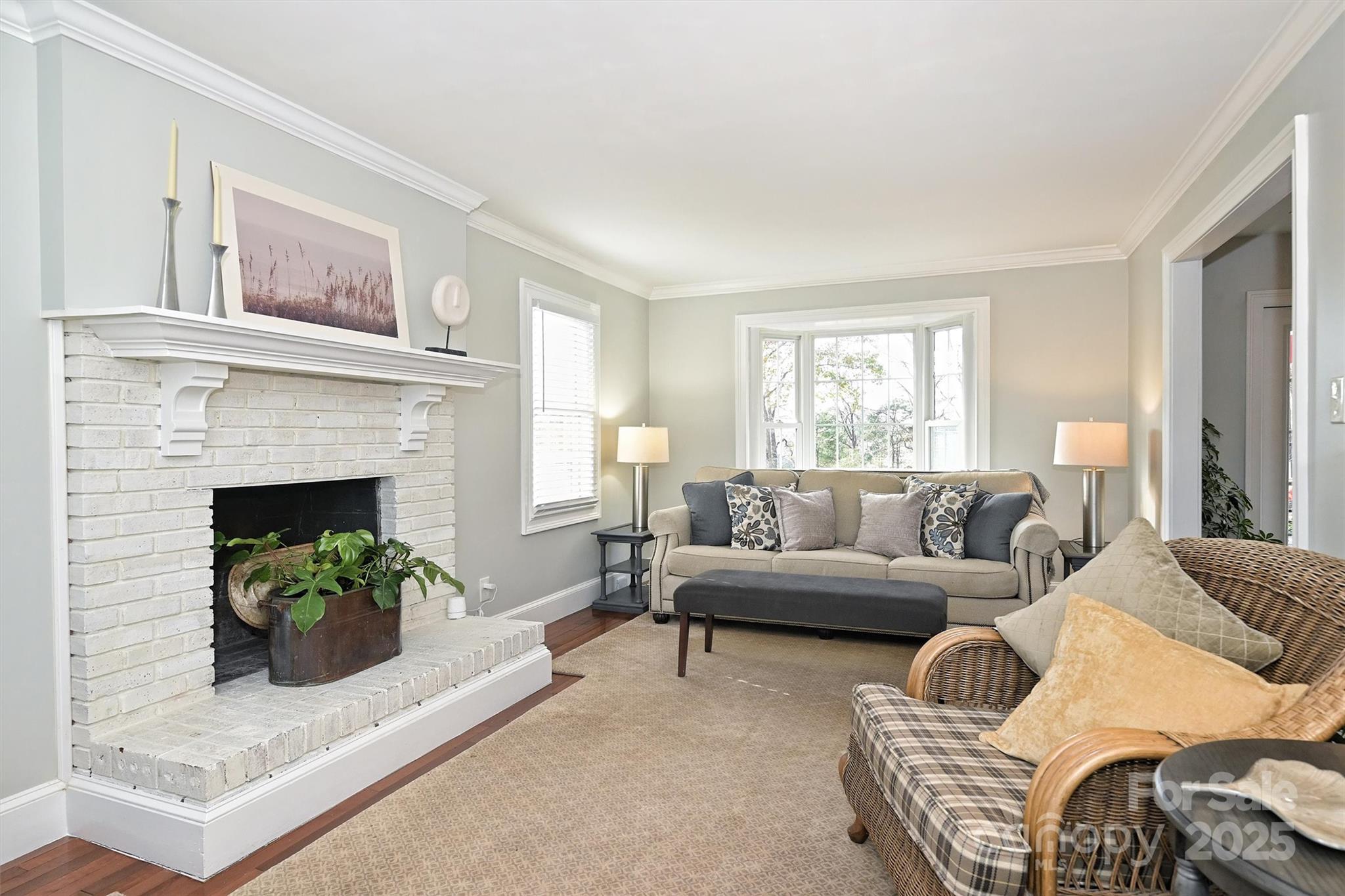 225 Gatewood Lane