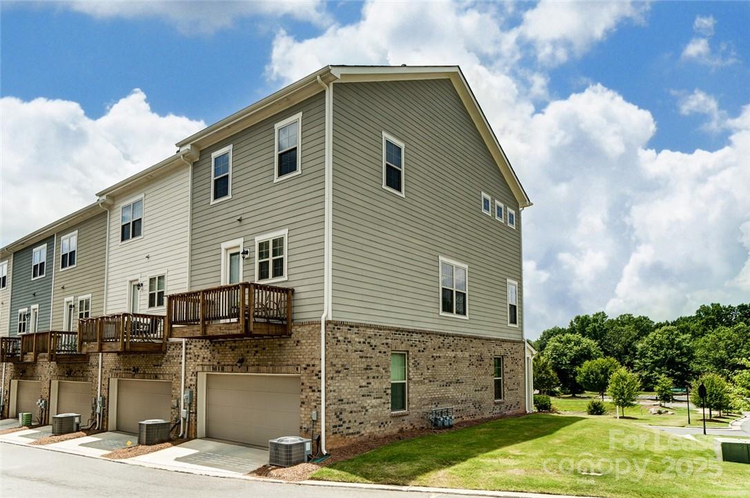 9107 Bluefield Street